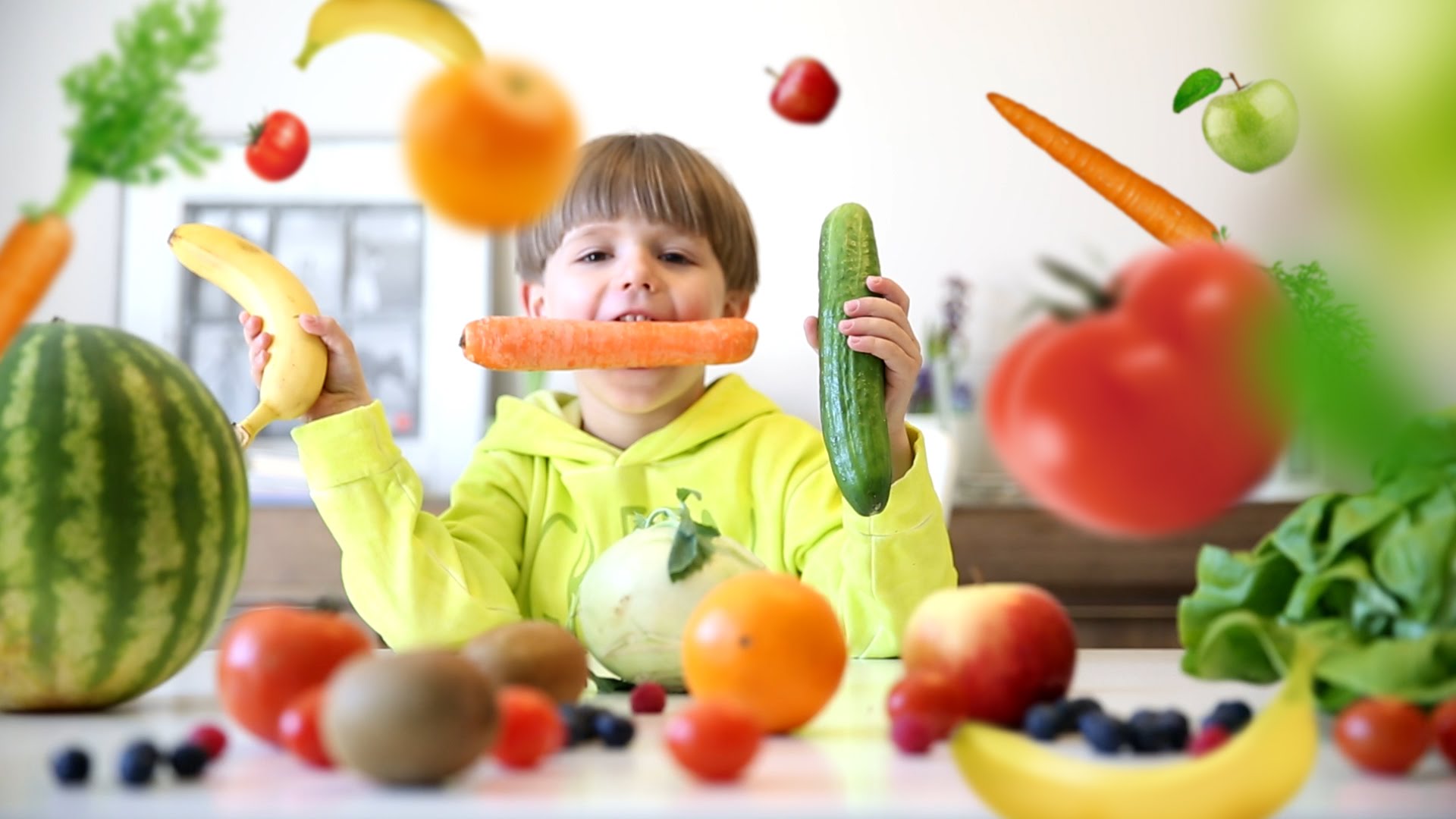 Bizarre food play inserting fruit veggies