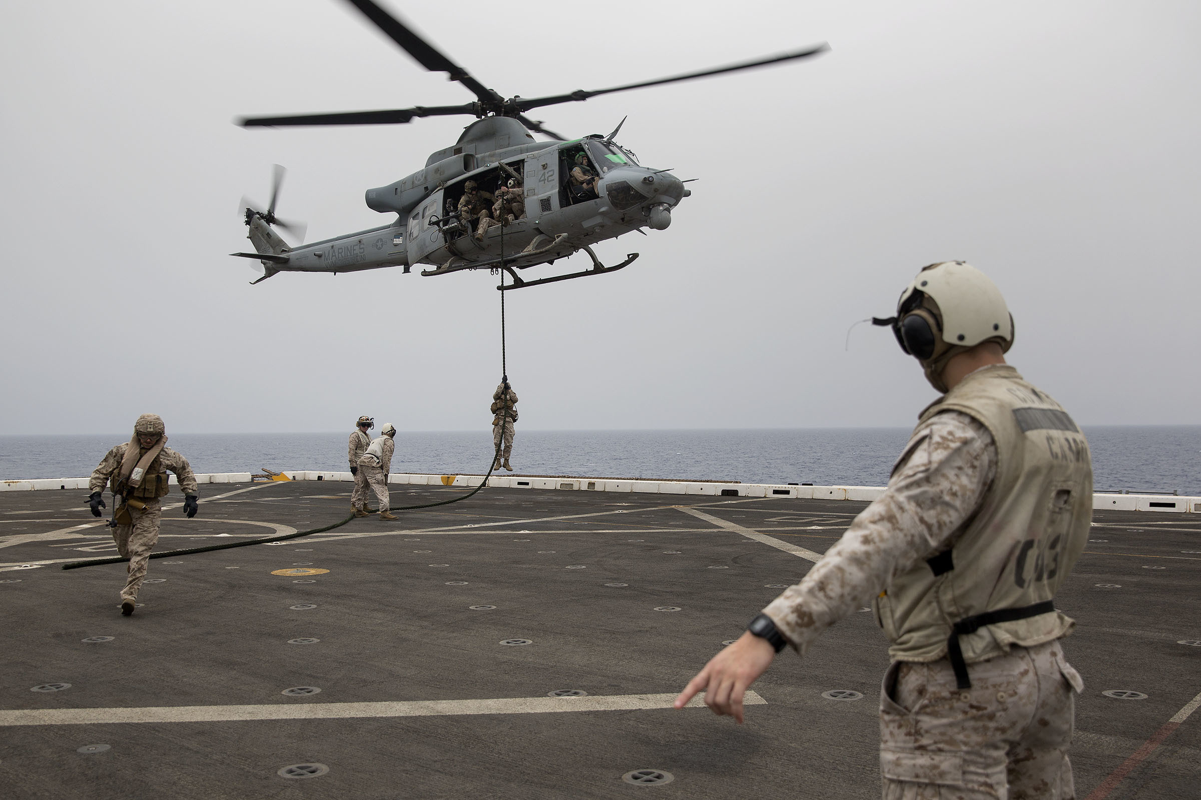 24th marine expeditionary unit landing training photo
