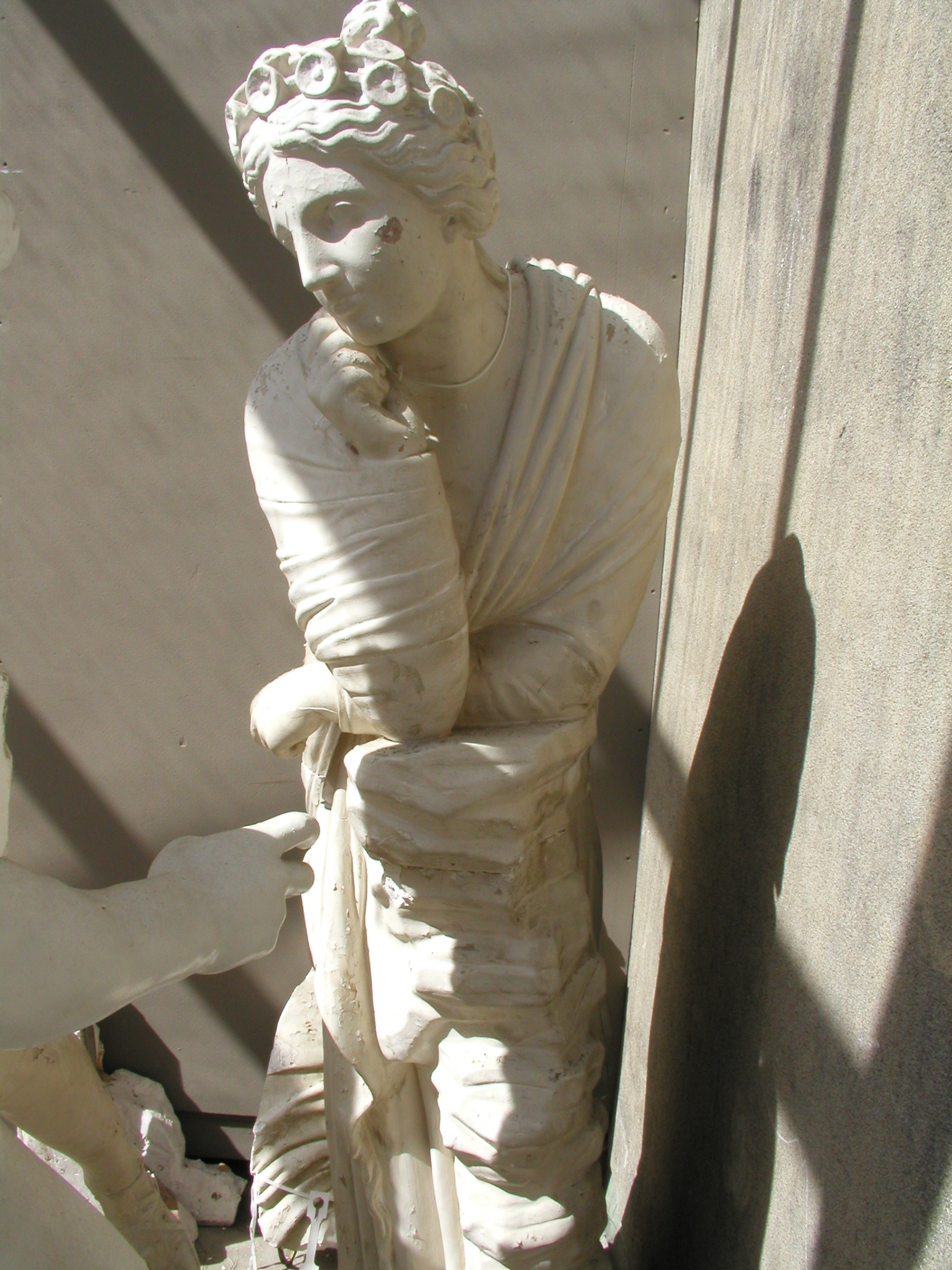 File:Sculpture, plaster (AM 56973-4).jpg - Wikimedia Commons