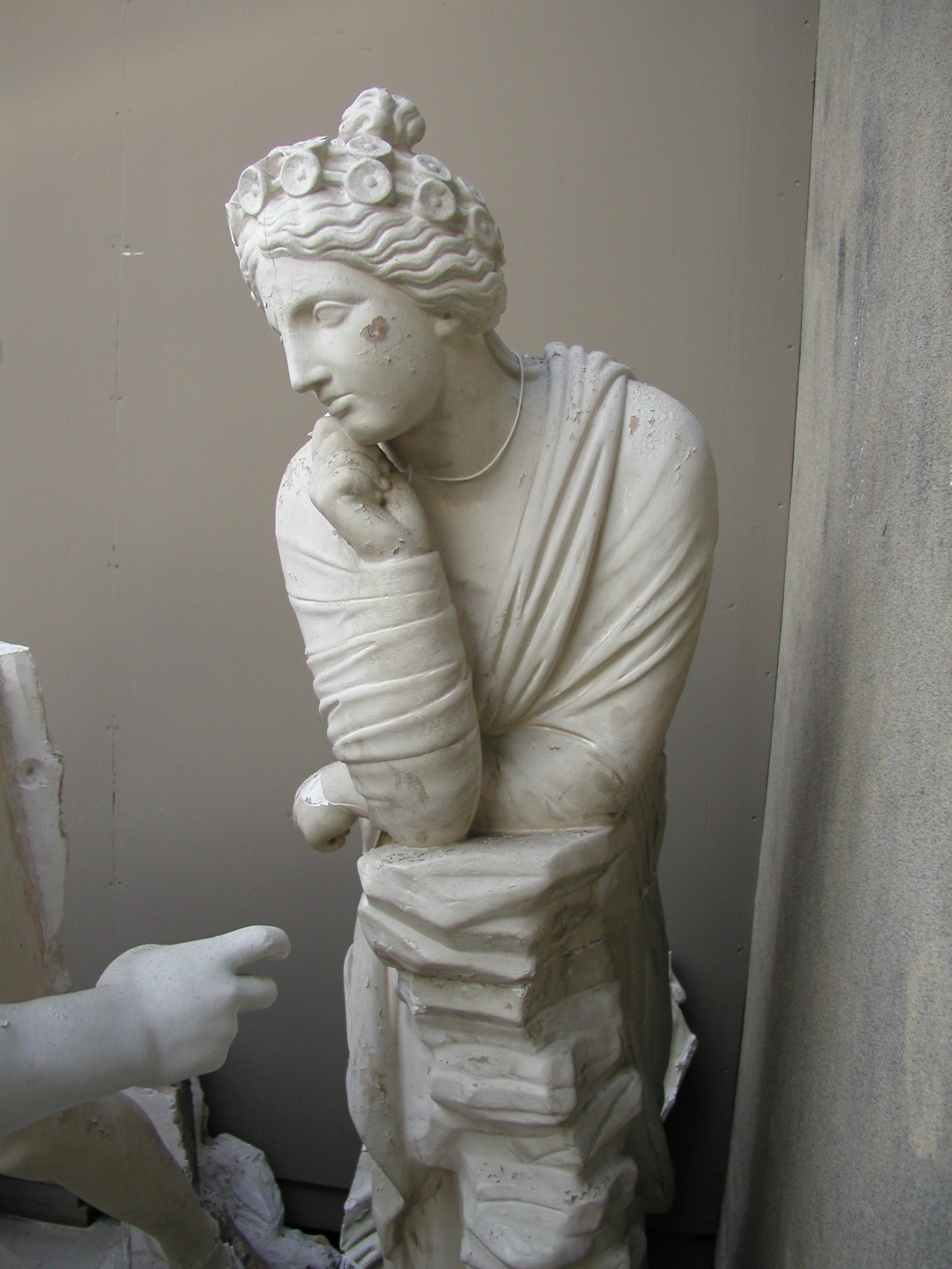 File:Sculpture, plaster (AM 56973-7).jpg - Wikimedia Commons