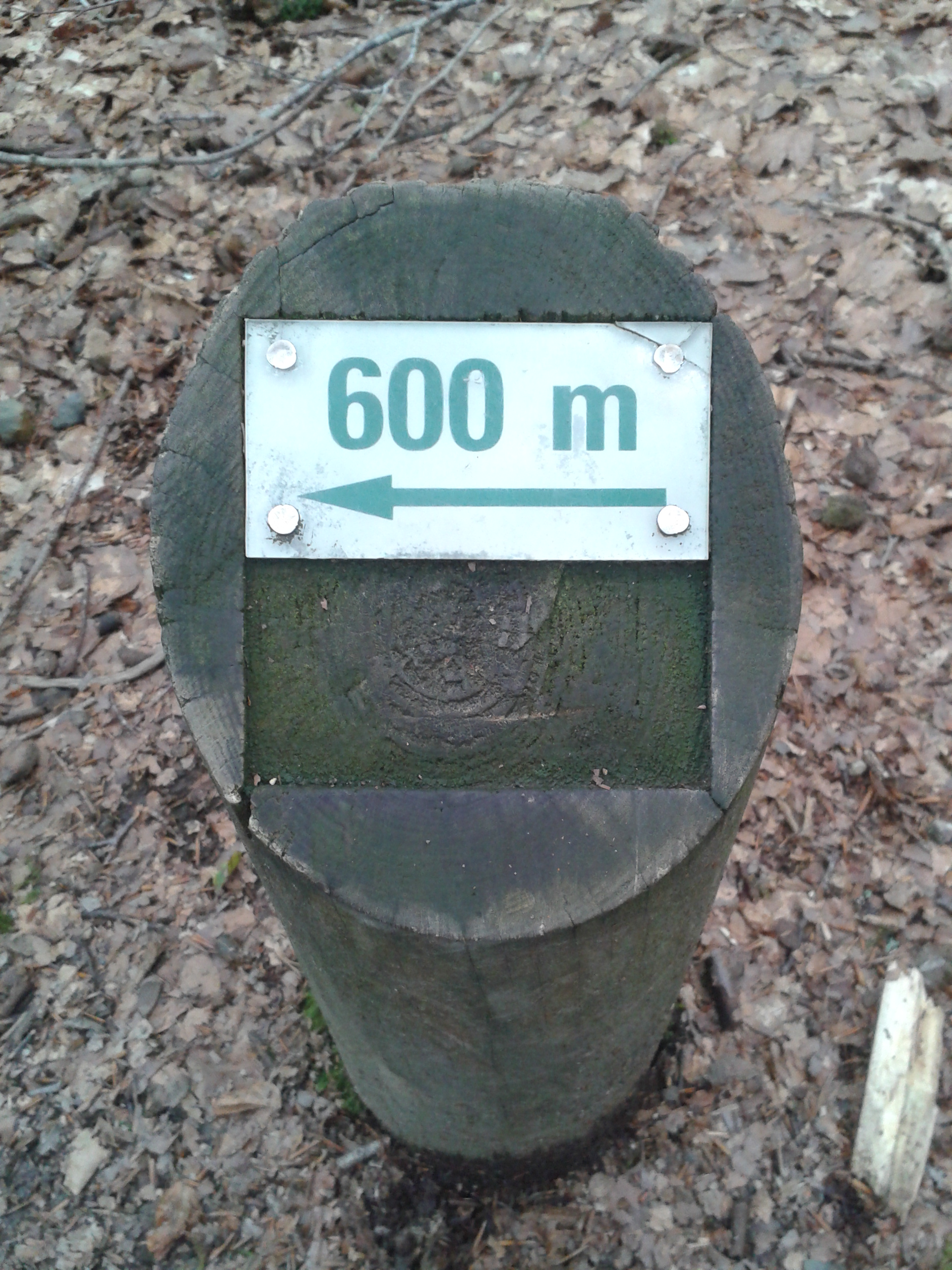 600 meters, Arrow, Direction, Sign, HQ Photo