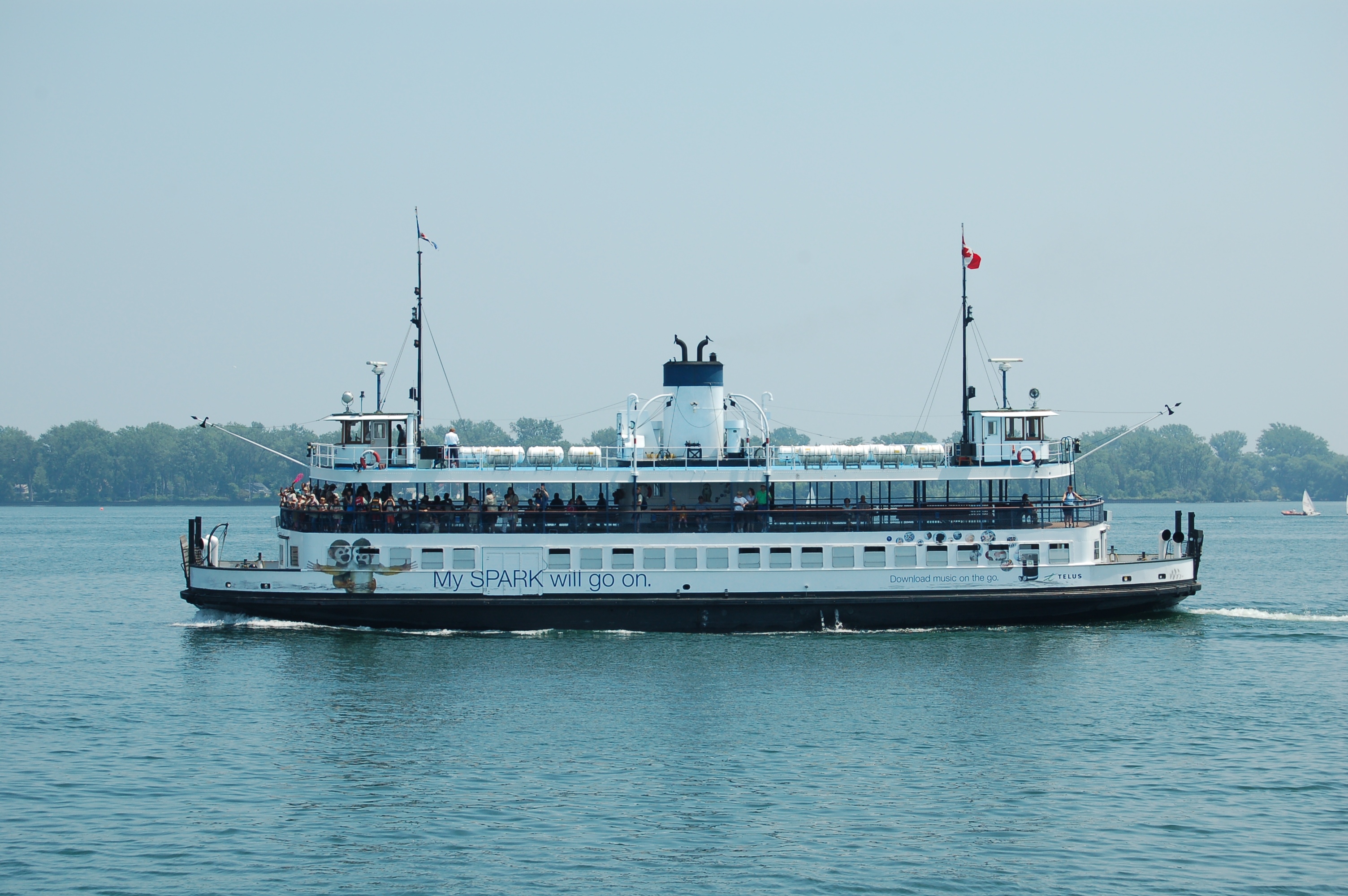 File:A Ferry, Toronto Harbour.jpg - Wikimedia Commons
