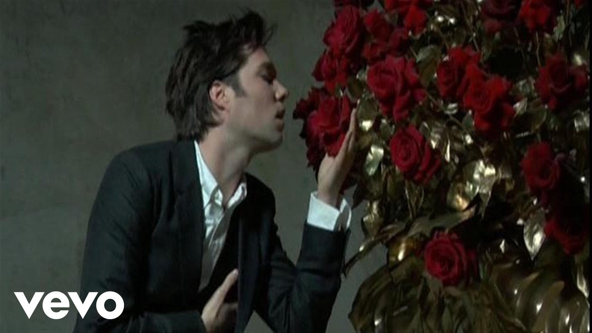 Rufus Wainwright - Going To A Town - YouTube