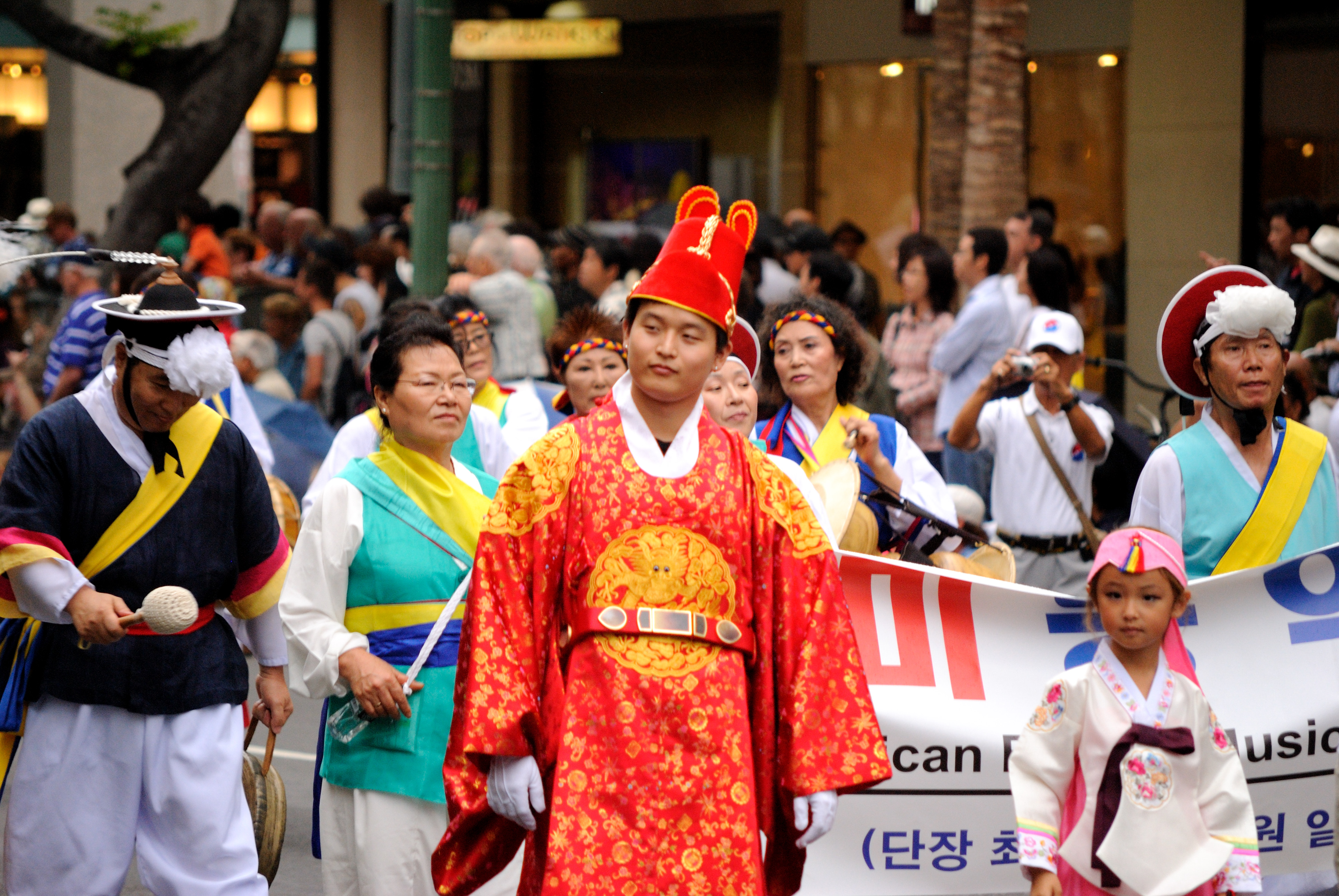 File:Honolulu Festival Parade - Korean Traditional Music Association ...