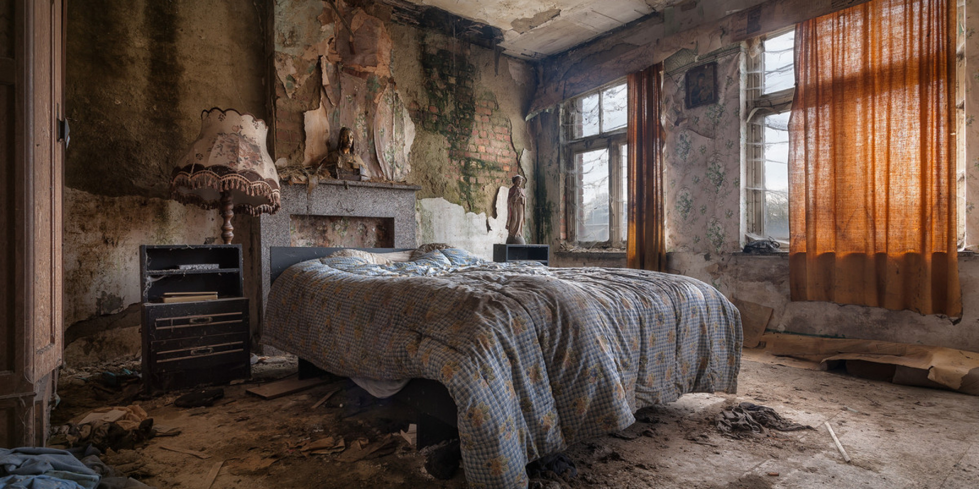 Stunning Abandoned Homes Are Surprisingly Full Of Life | HuffPost