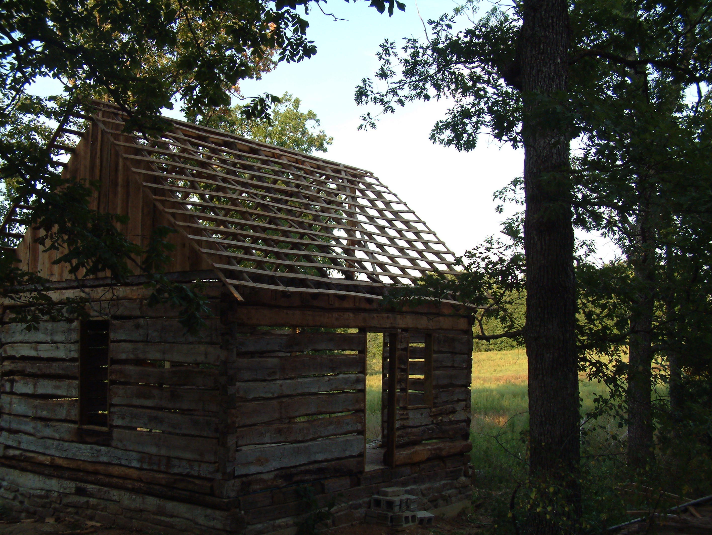 What This Guy Did To This Abandoned Cabin From 1830 Is Beyond Words ...