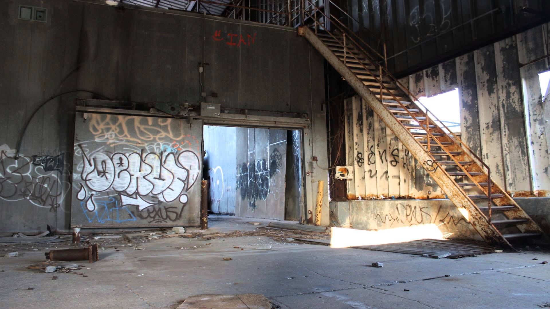 Abandoned Factory - Greenport, NY - YouTube