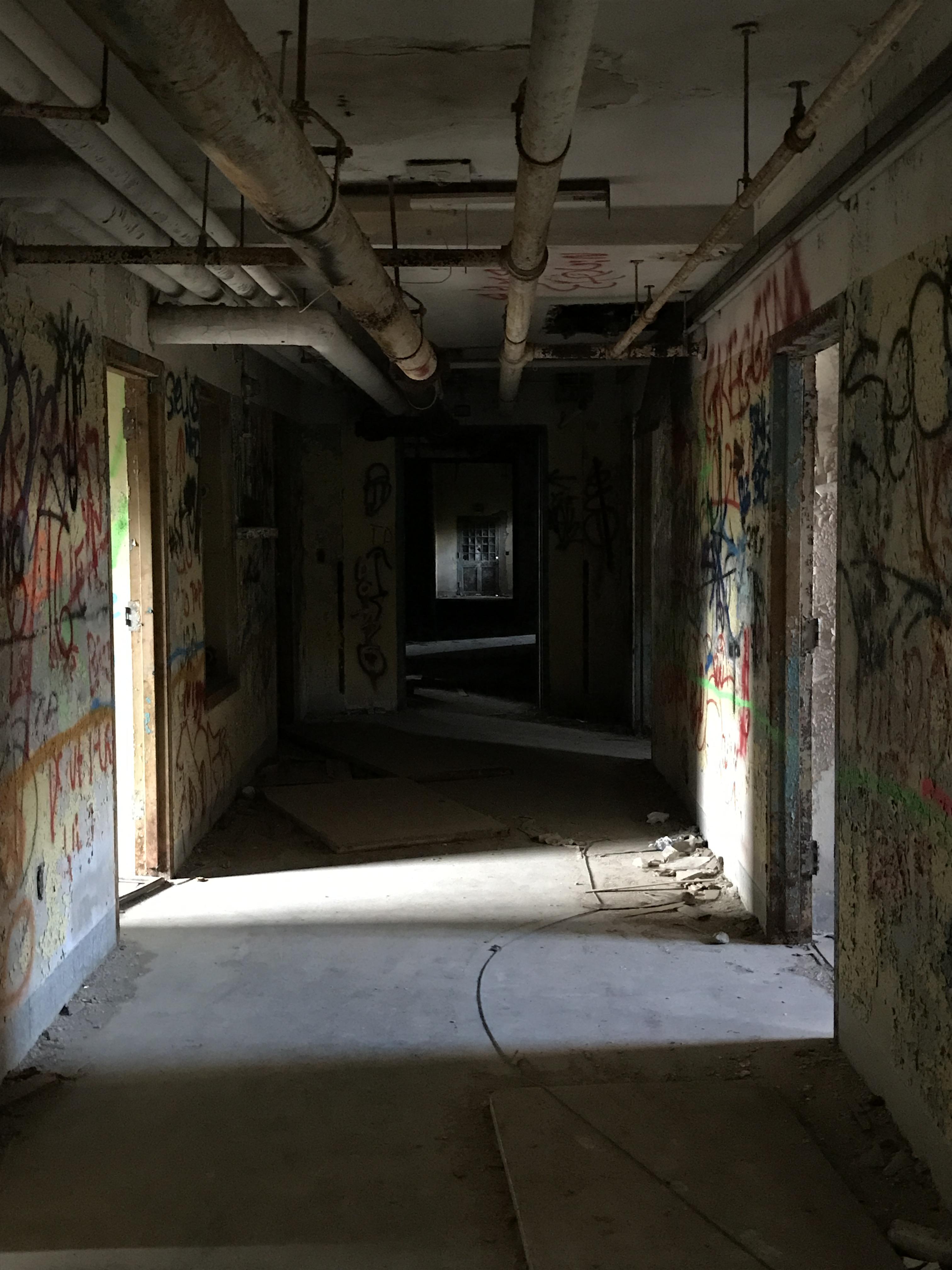 Abandoned Hallway - Album on Imgur