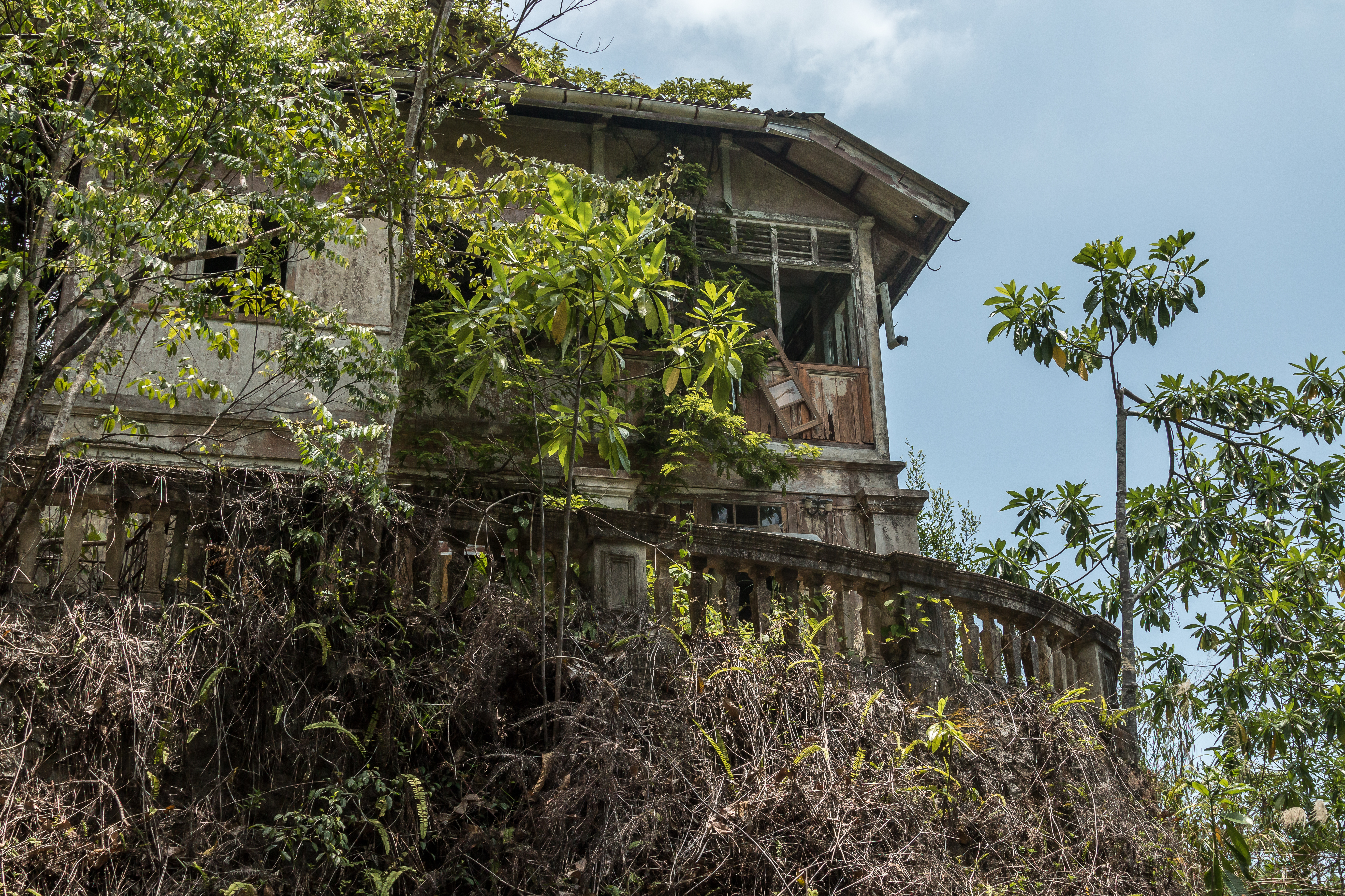 Abandoned house on Penang Hill - Edgecumbe - From Here to Nowhere