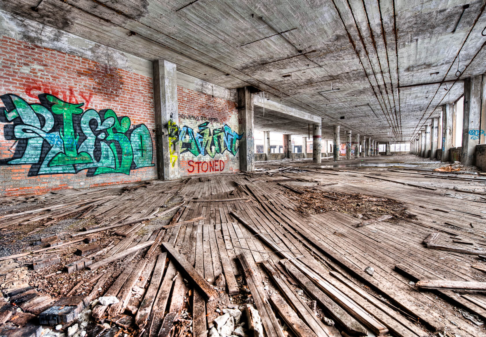 Tips to shoot Abandoned Spaces - Manfrotto School Of Xcellence