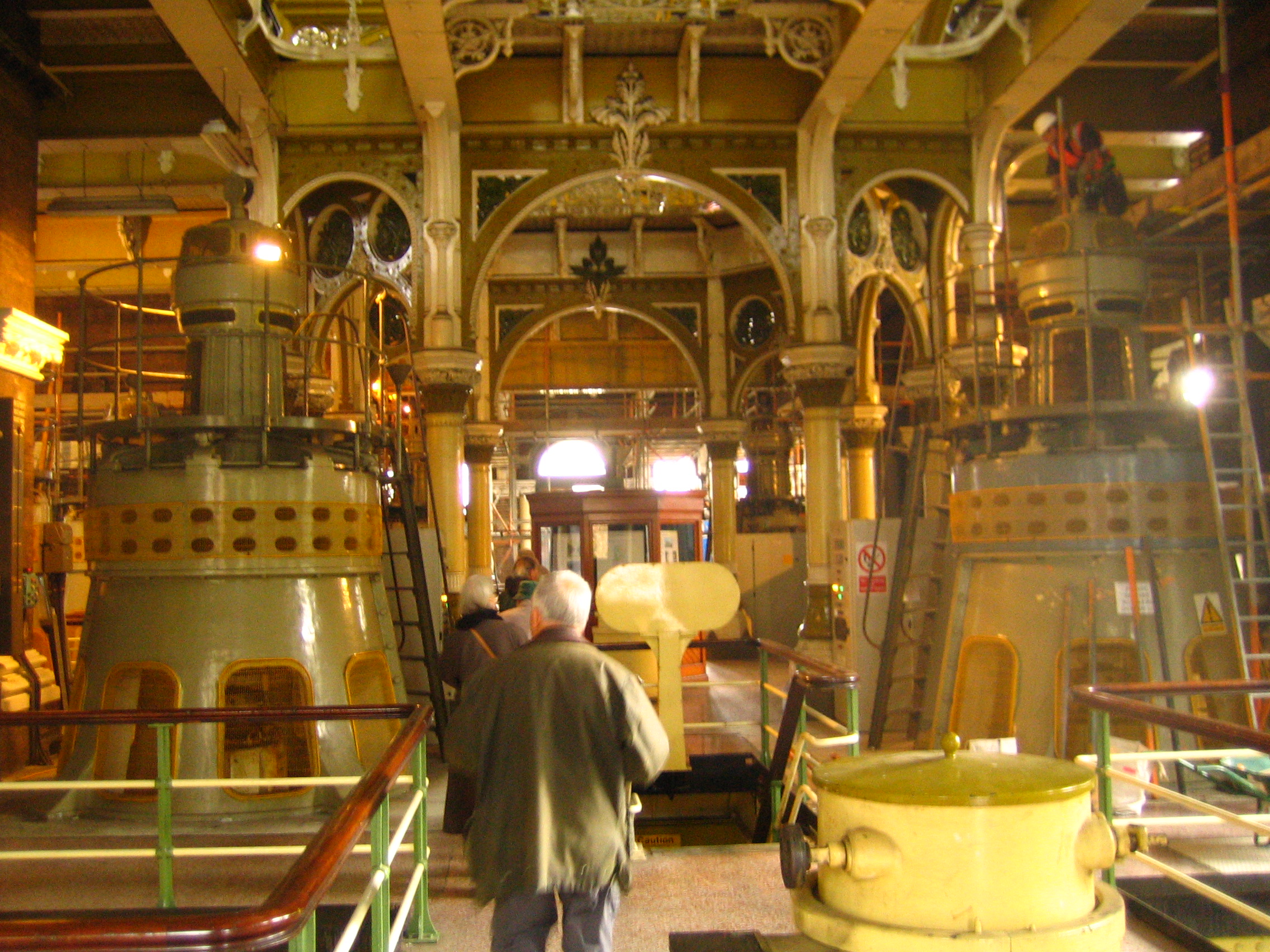File:Inside Abbey Mills Pumping Station.jpg - Wikimedia Commons
