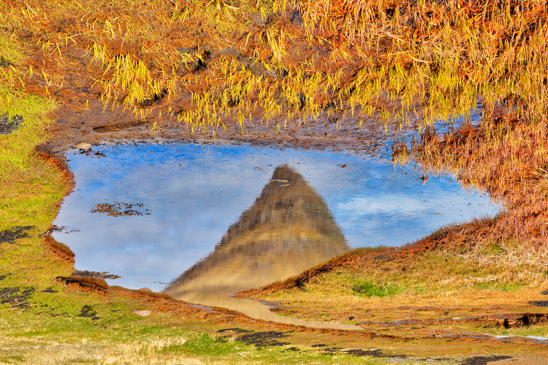 Abstract Kirkjufell Reflection, Abstract, Puddle, Scenic, Scenery, HQ Photo