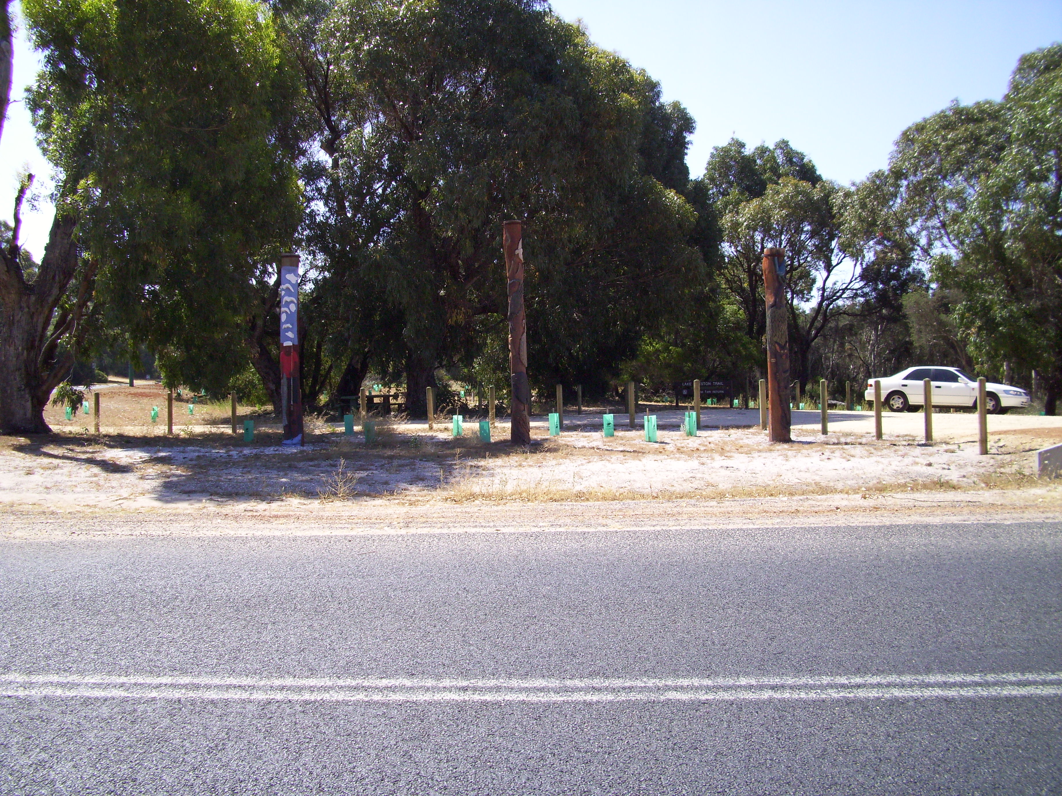 File:Carved heritage poles at Preston Beach town entrance from ...