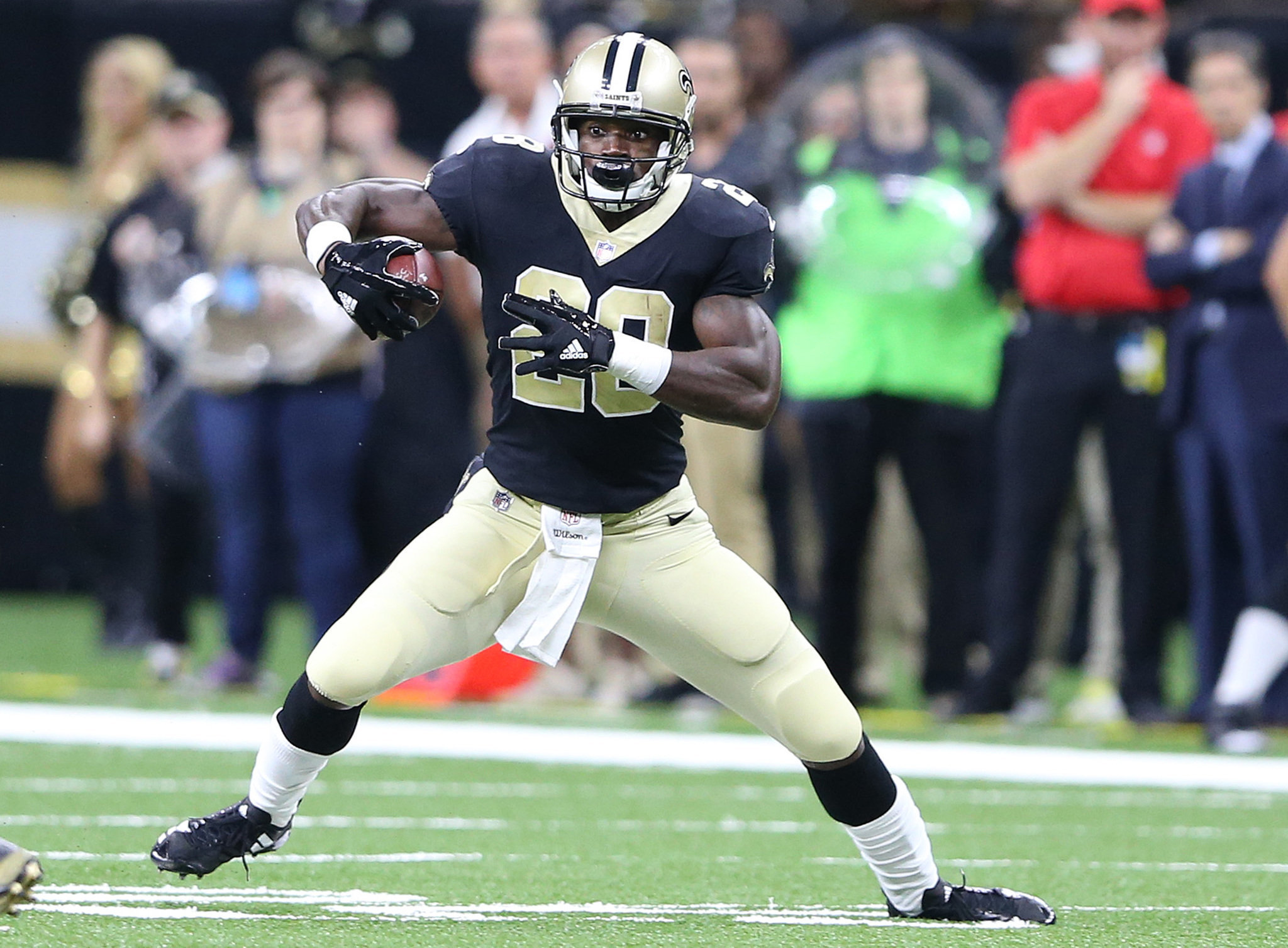 Saints' Adrian Peterson adjusting to being in backfield timeshare ...