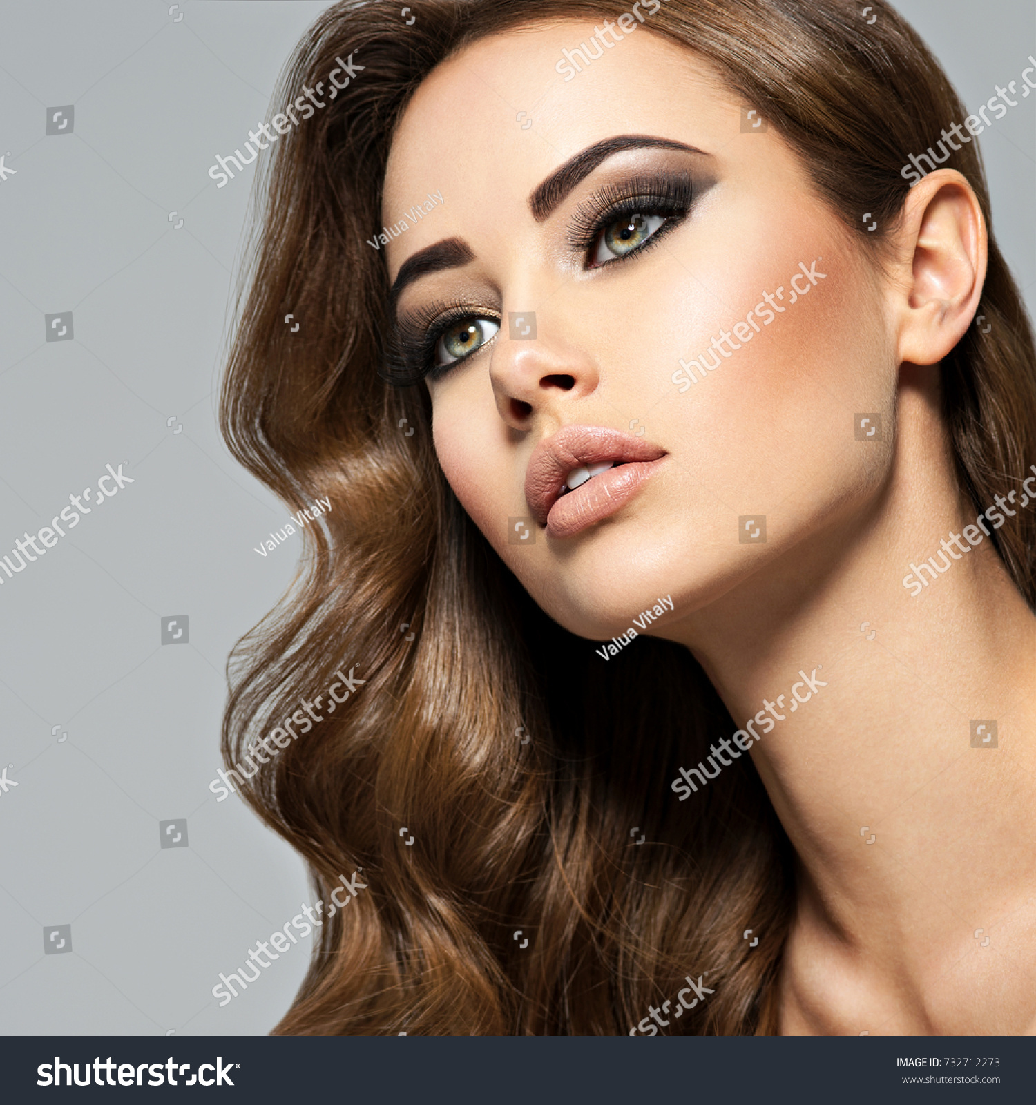 Beautiful Caucasian Woman Long Brown Curly Stock Photo 732712273 ...