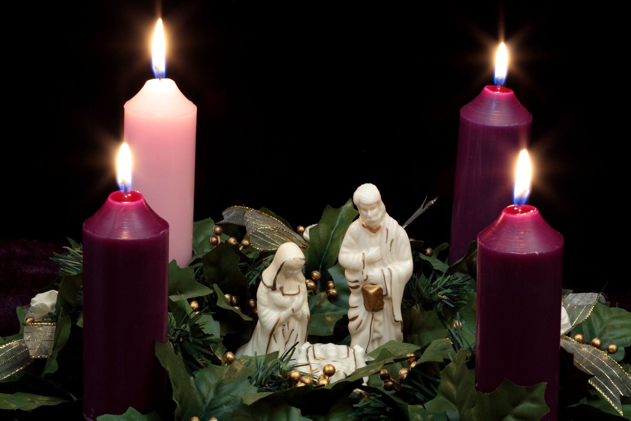Advent Wreath - Learn the Meaning, Symbols, Customs