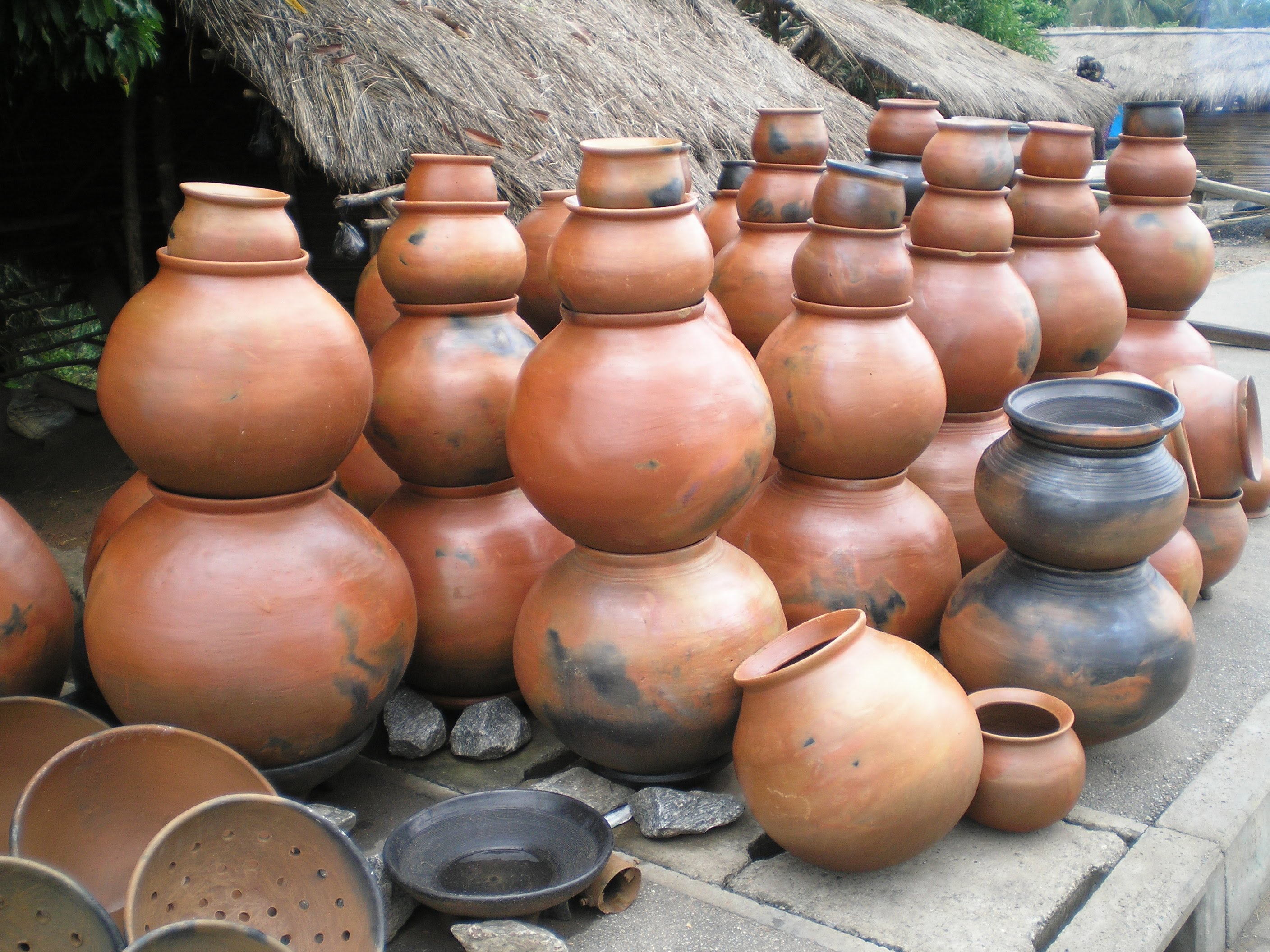 African pottery Rwanda - YouTube