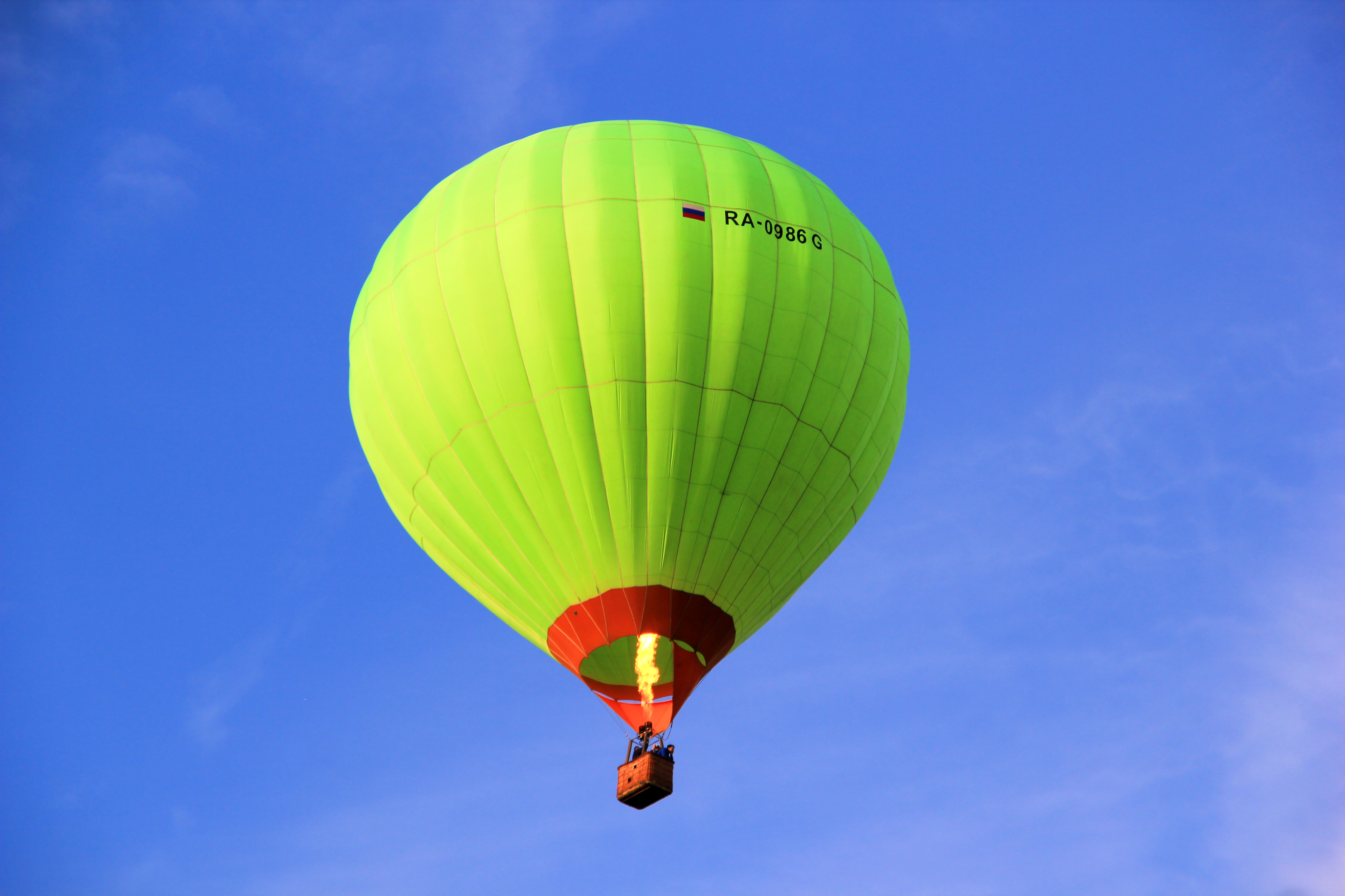 Air balloon photo