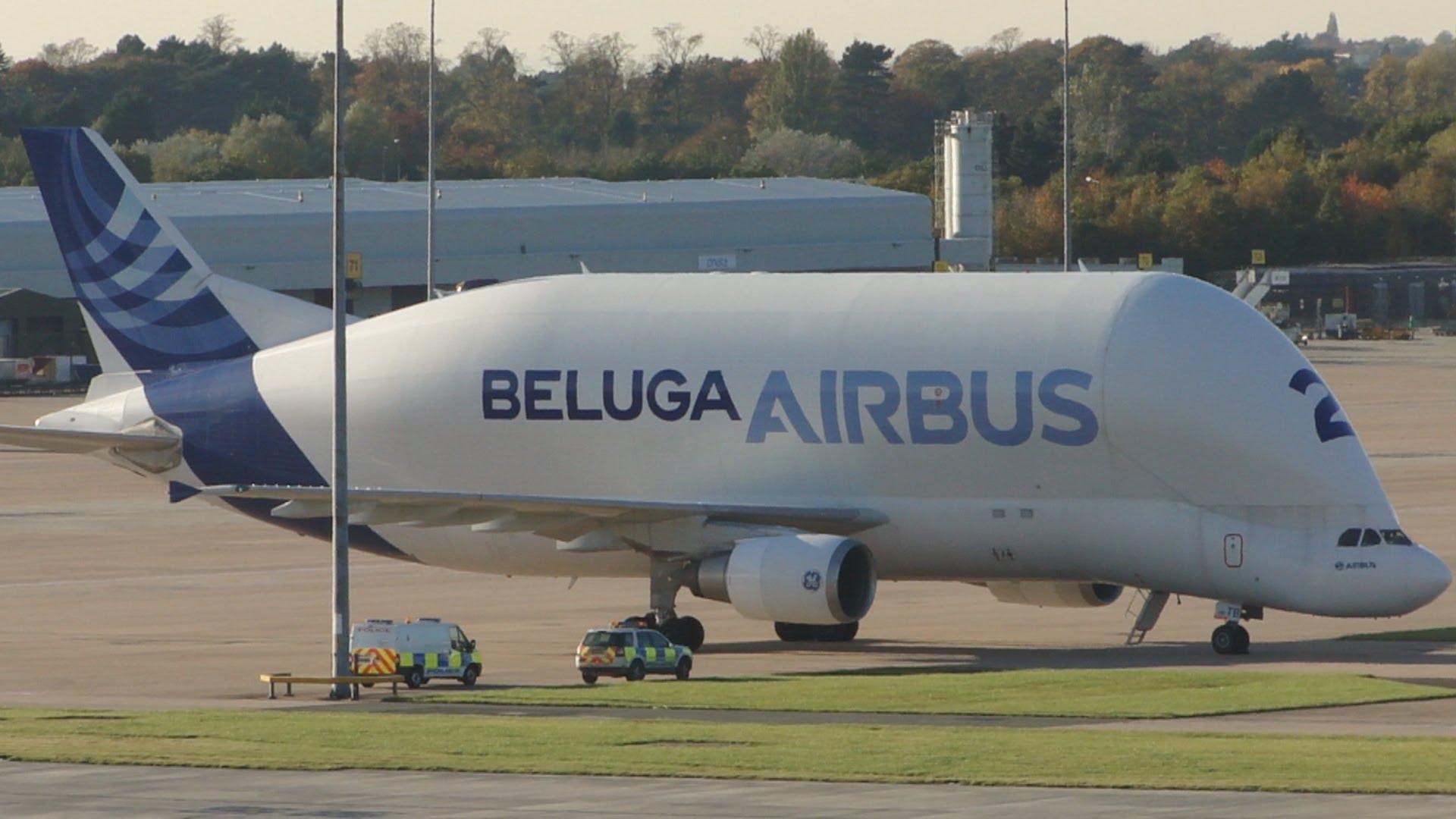 Airbus Beluga A300 Super Transporter @ Manchester Airport - YouTube
