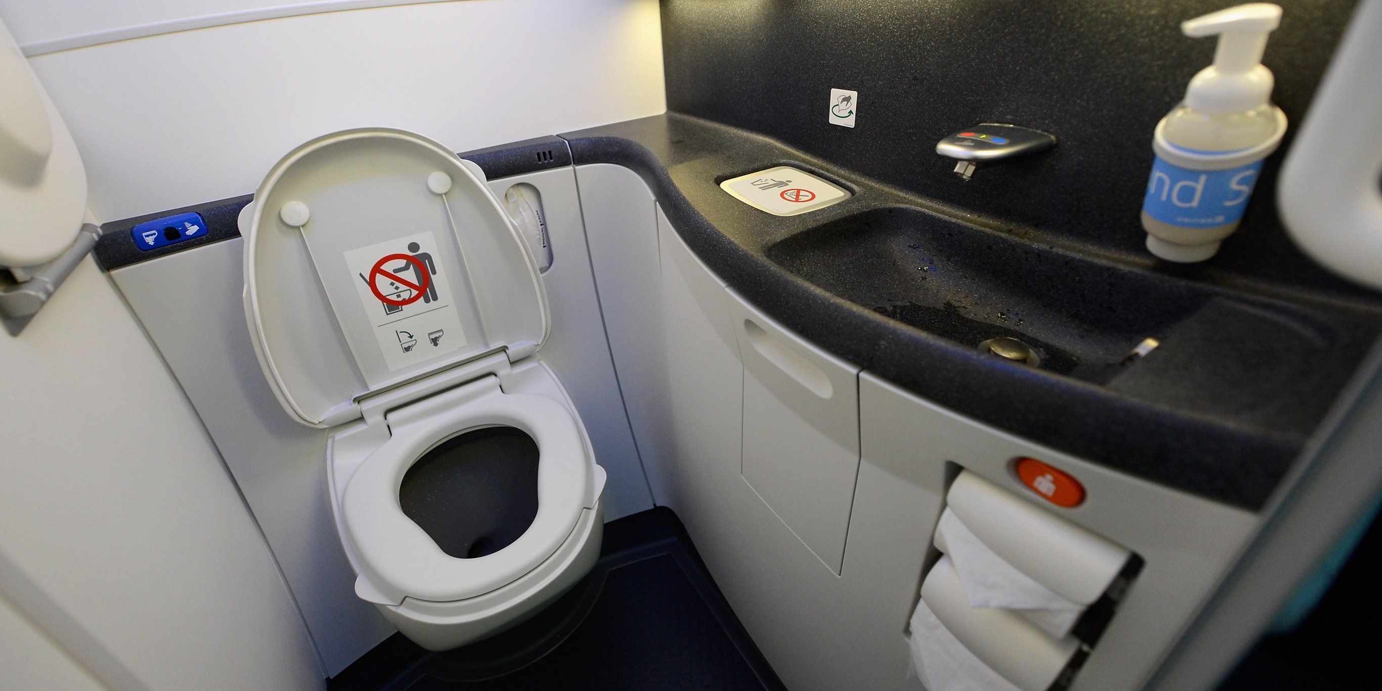 Why you can't use the bathroom on a plane before takeoff - Business ...