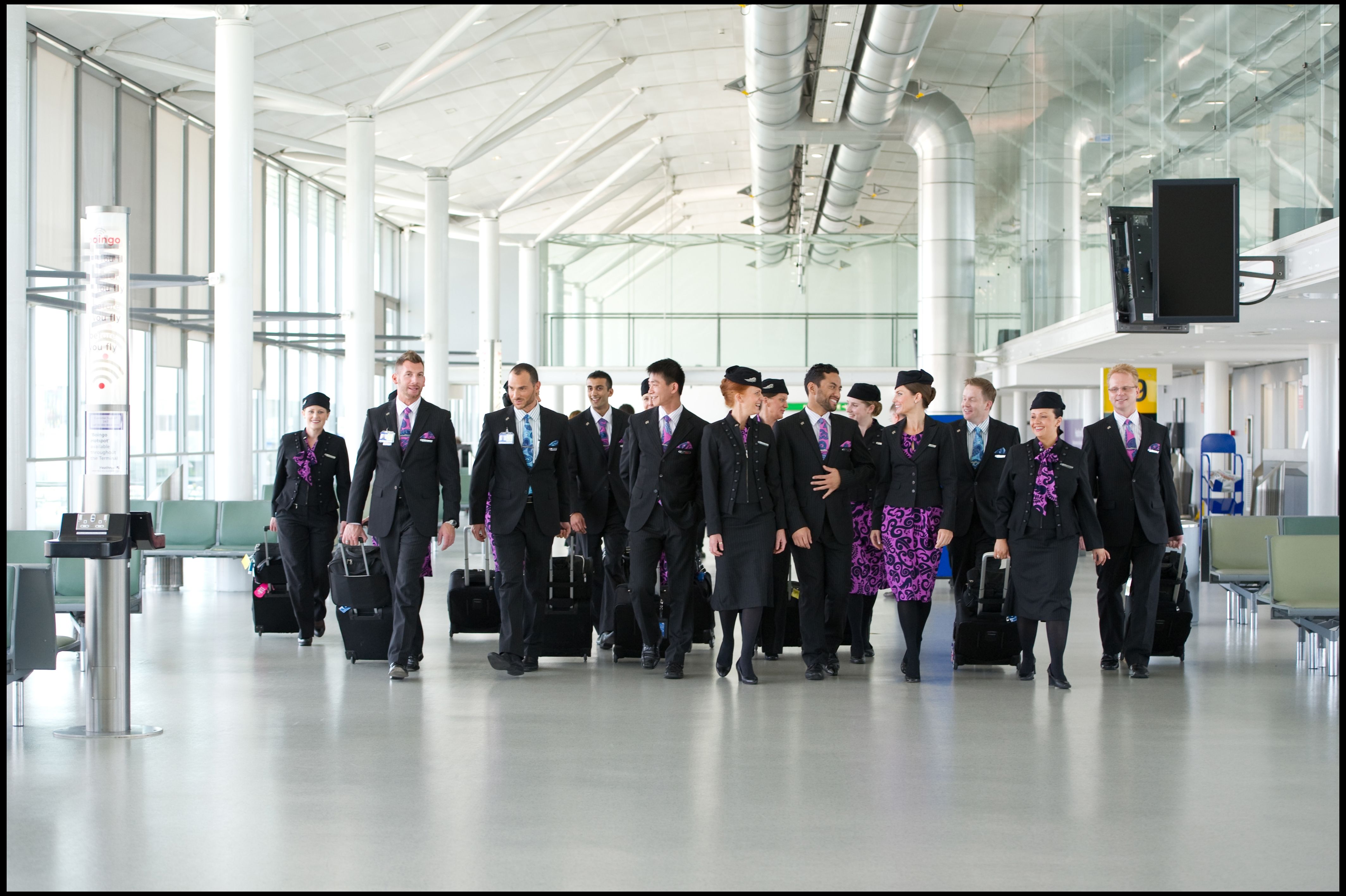 Image result for cabin crew in airport - AIRlines | Pinterest