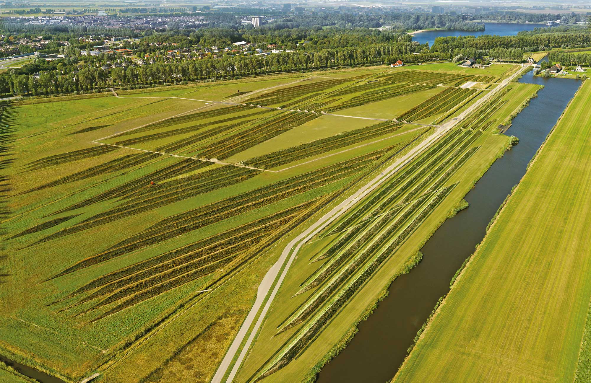Buitenschot-Park-HNS-airport-landscape-noise-reduction-00 ...