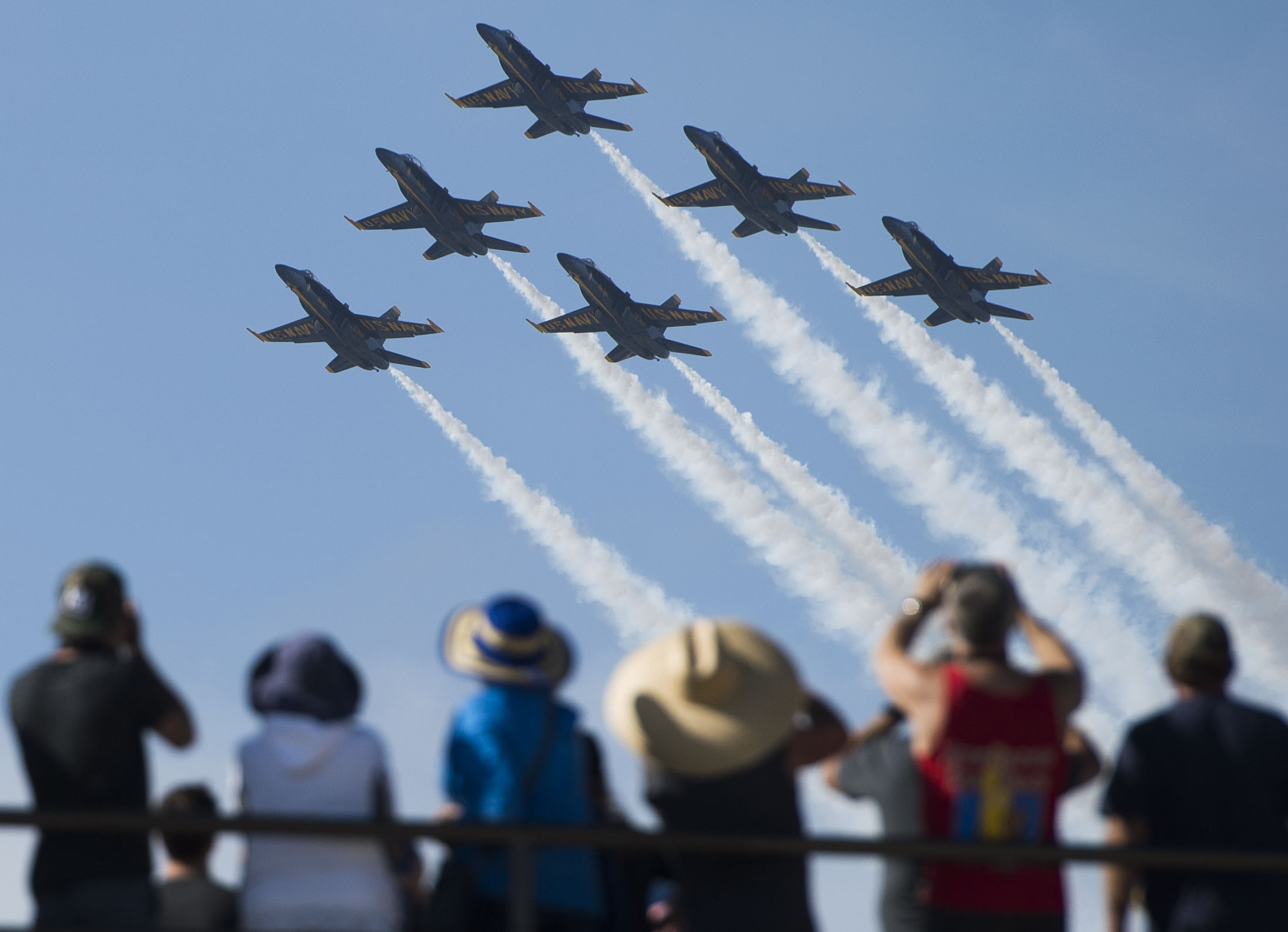 Second Breitling Huntington Beach Airshow sets record attendance of ...
