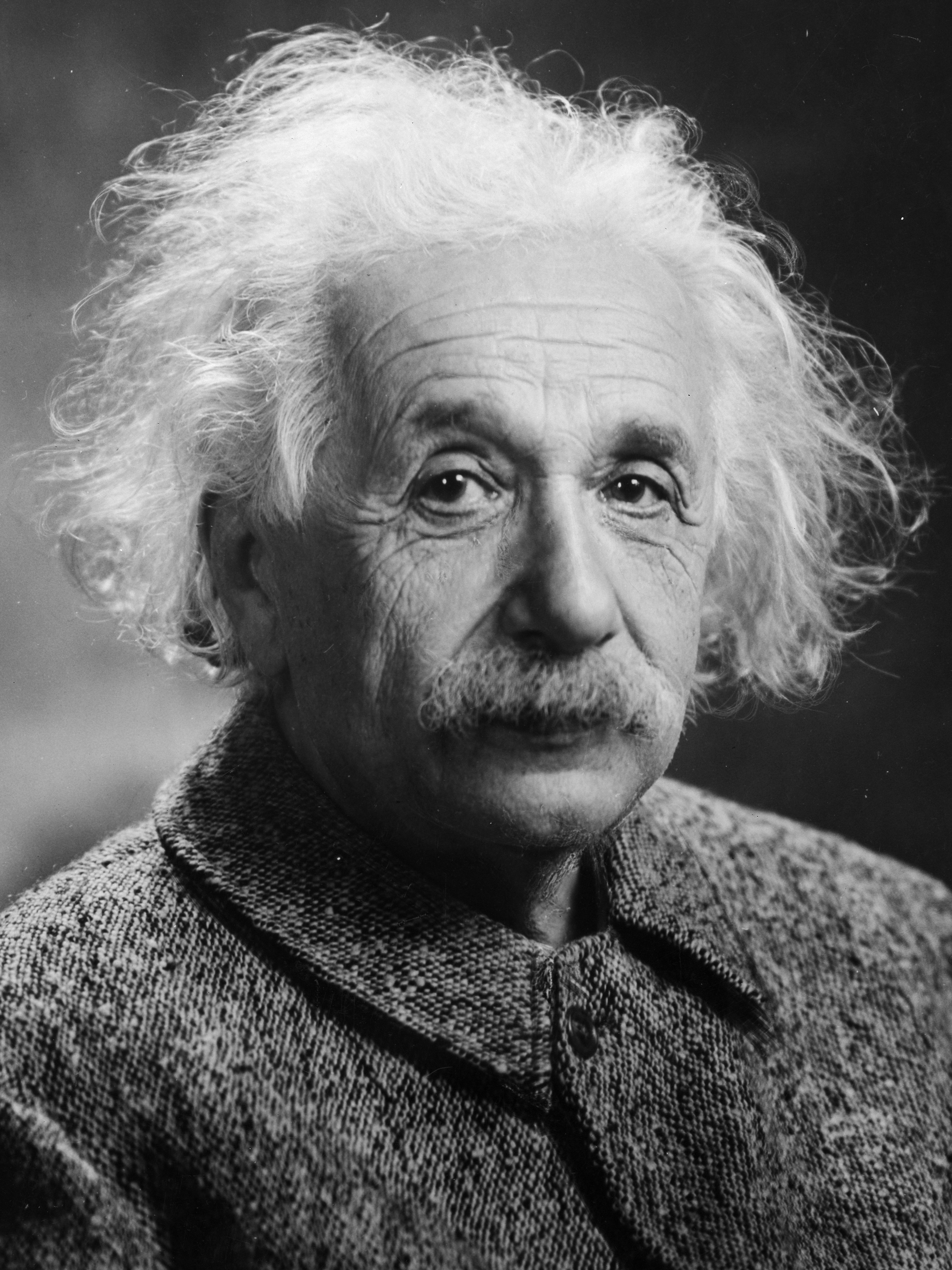 File:Albert Einstein Head.jpg - Wikimedia Commons
