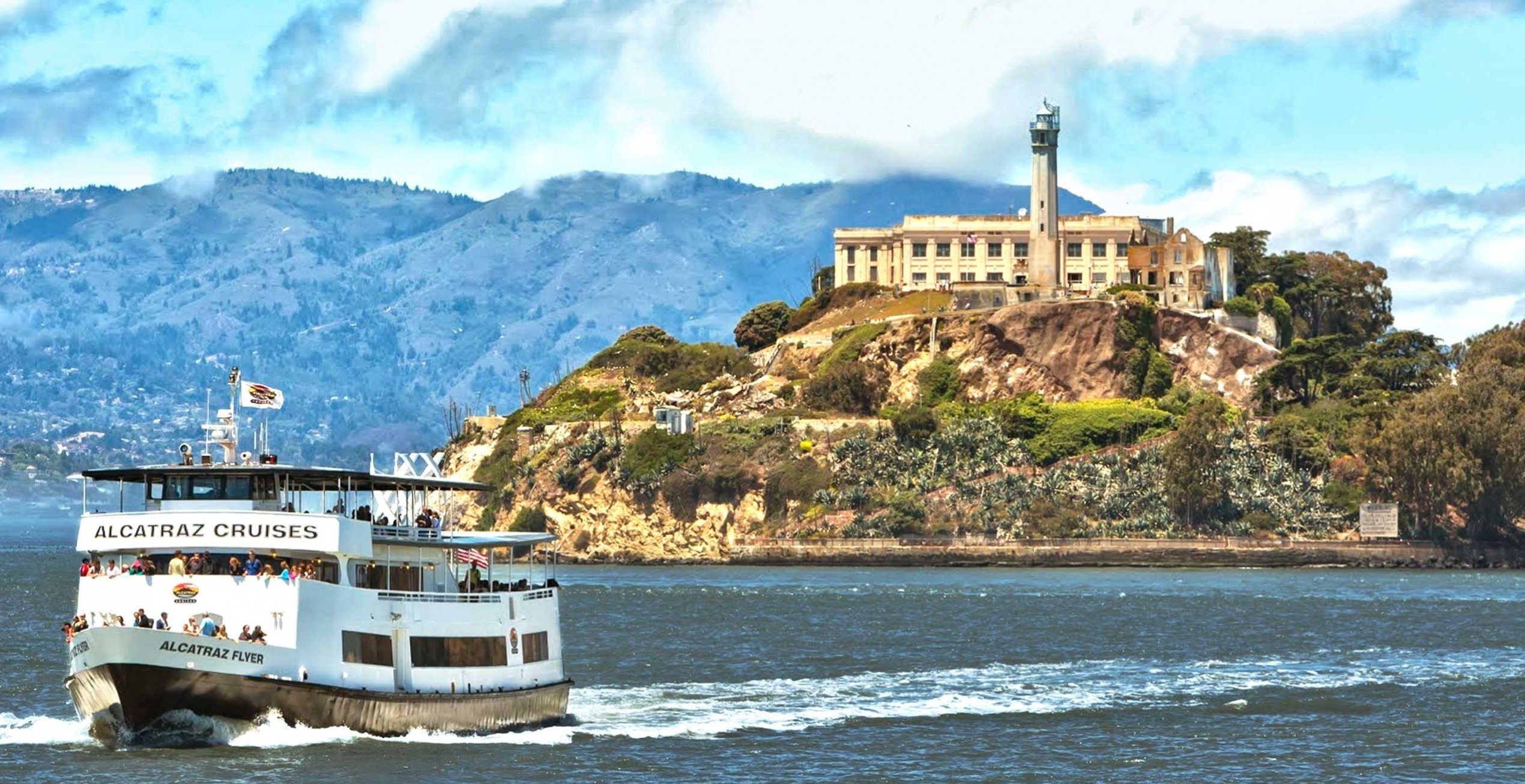 Alcatraz island photo