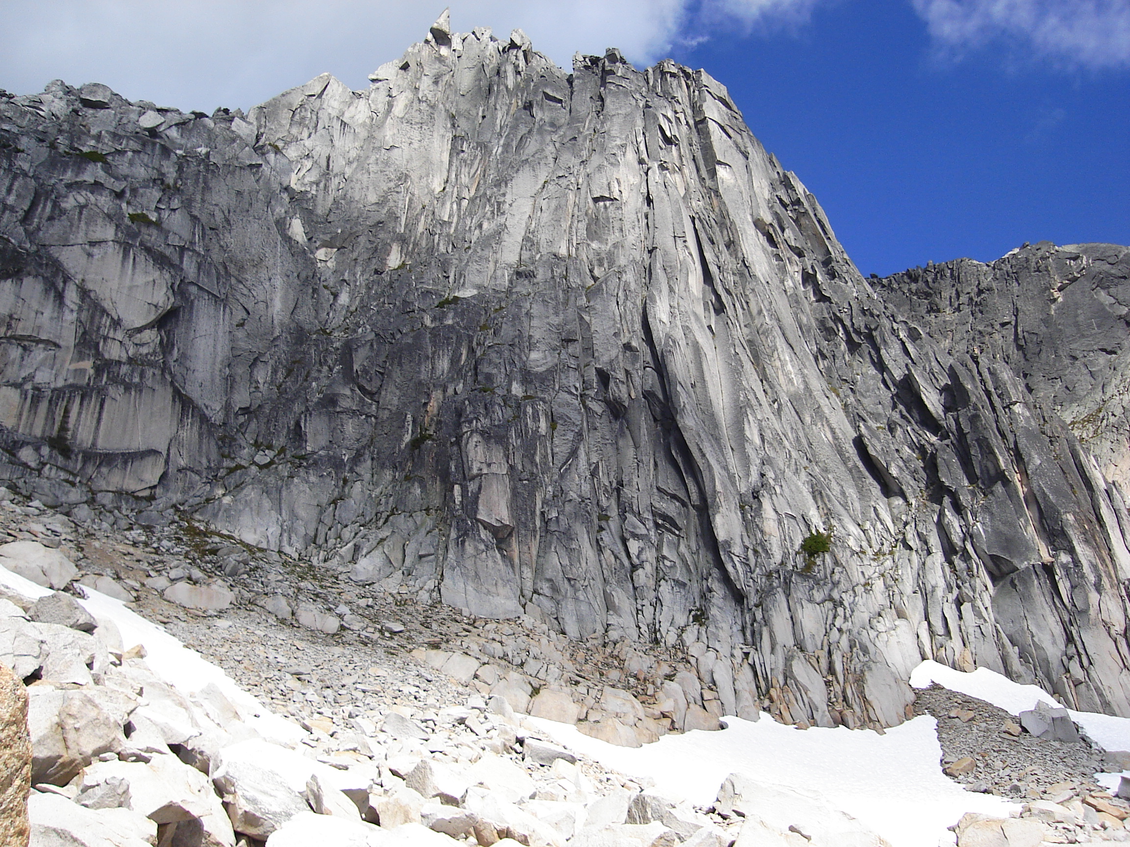 Alpine Rock | SQUAMISH CLIMBING SOURCE