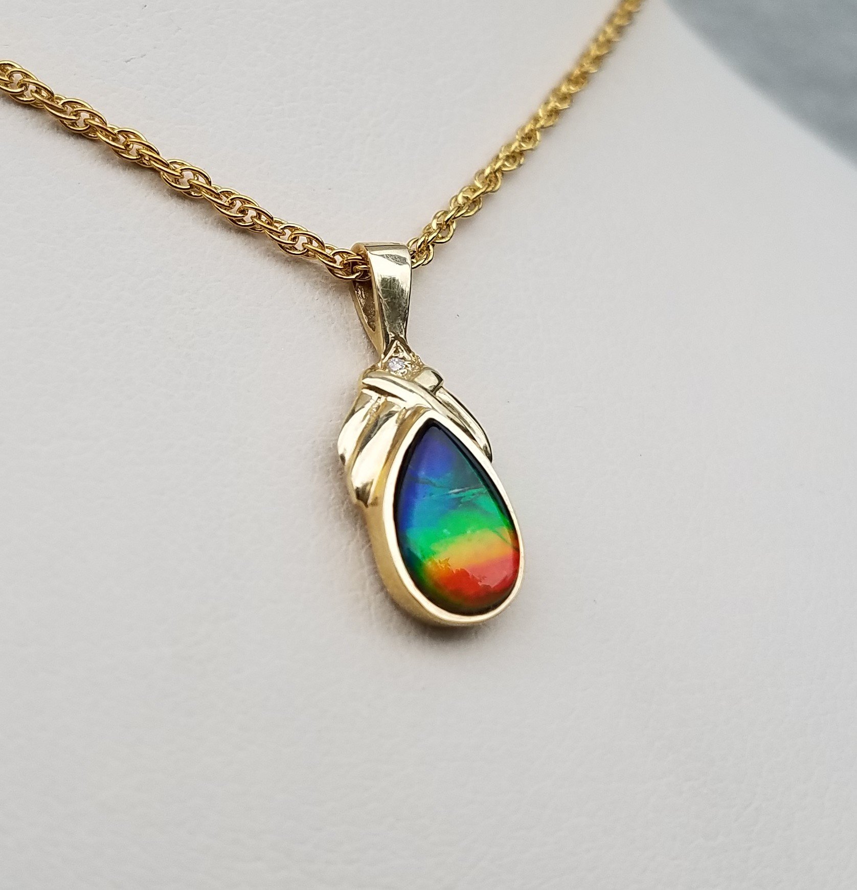 Ammolite – Aurora Jewelers