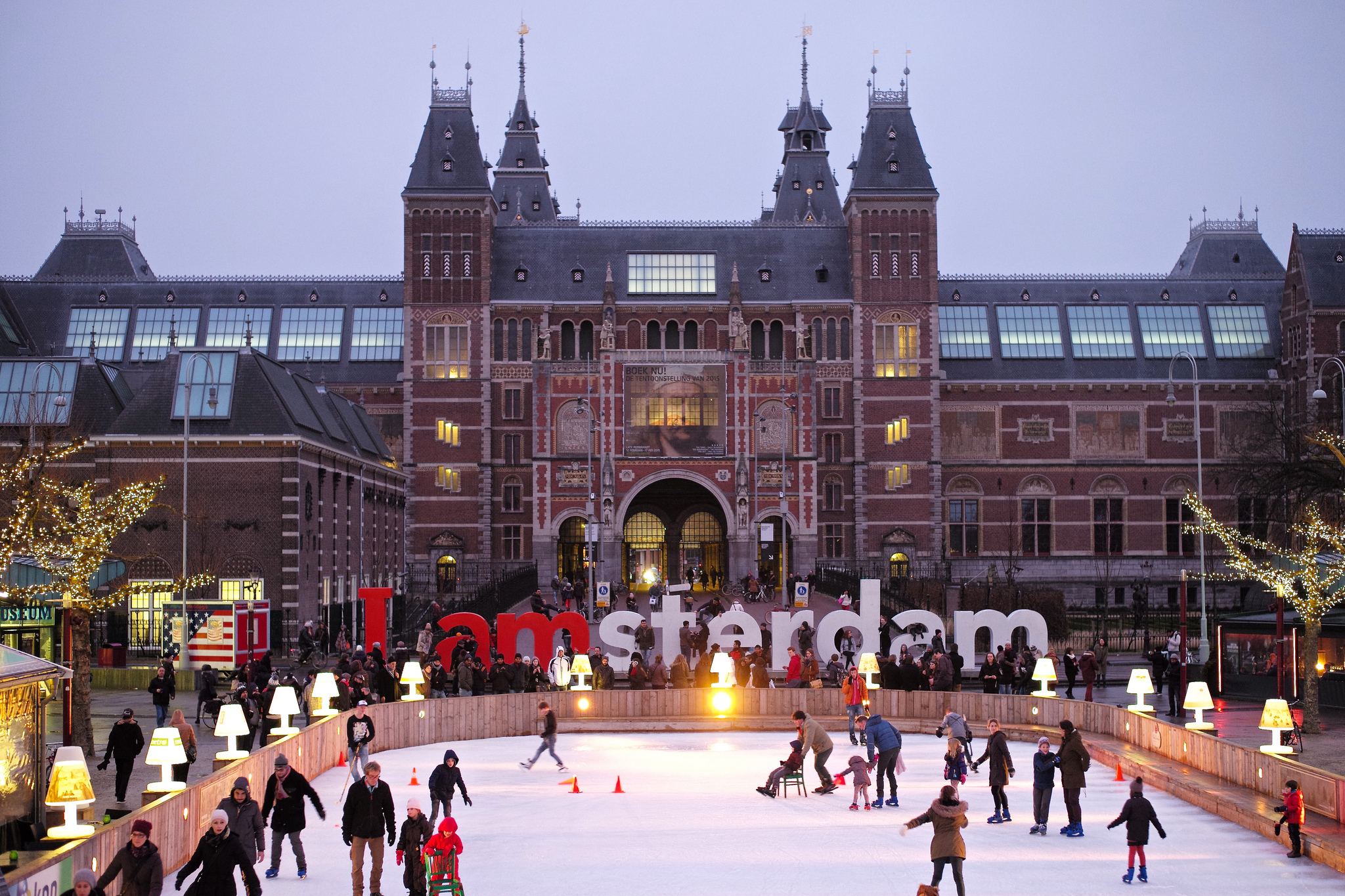 15 Reasons Winter Is the Perfect Time to Visit Amsterdam