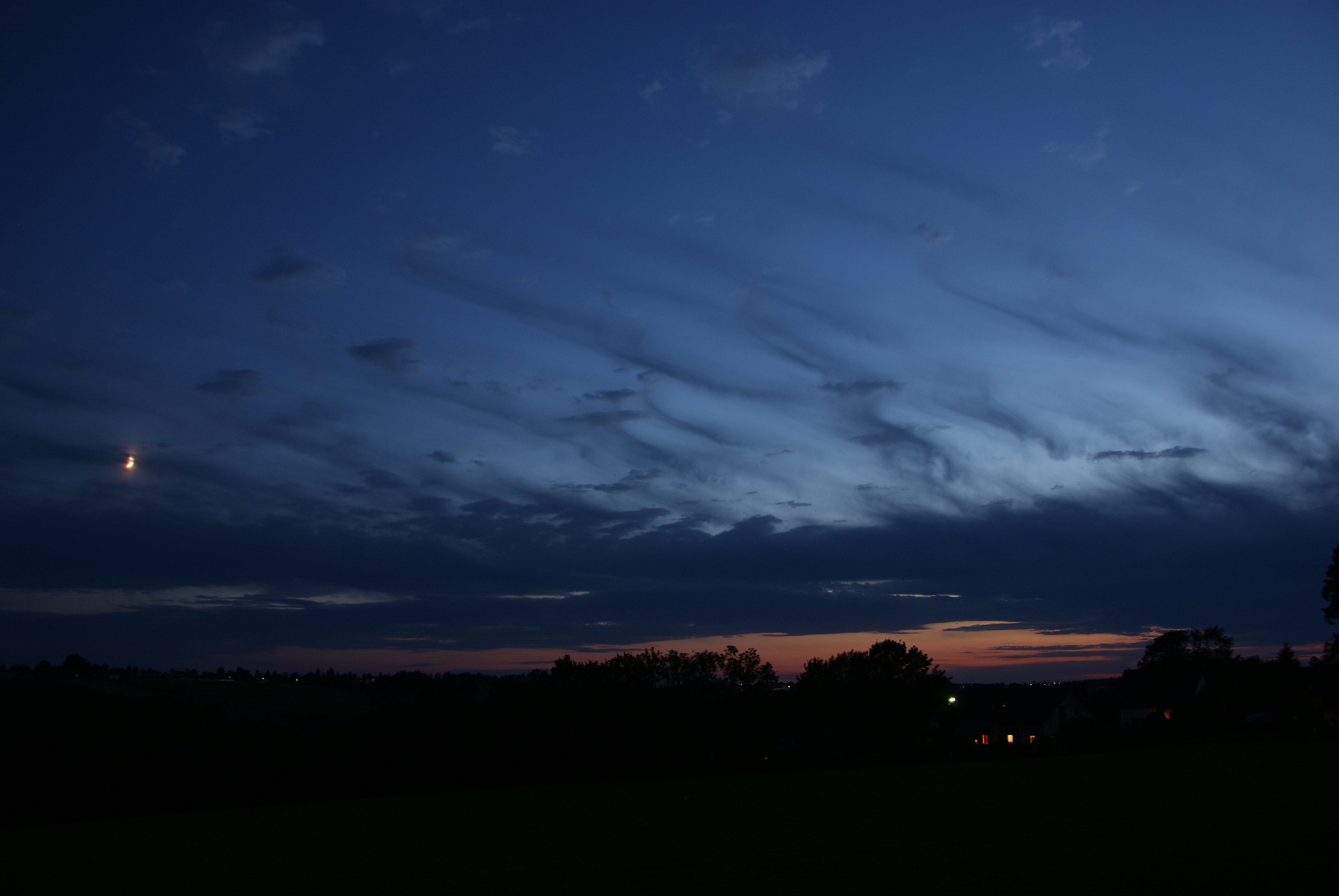 File:Evening sky near Passau.jpg - Wikimedia Commons