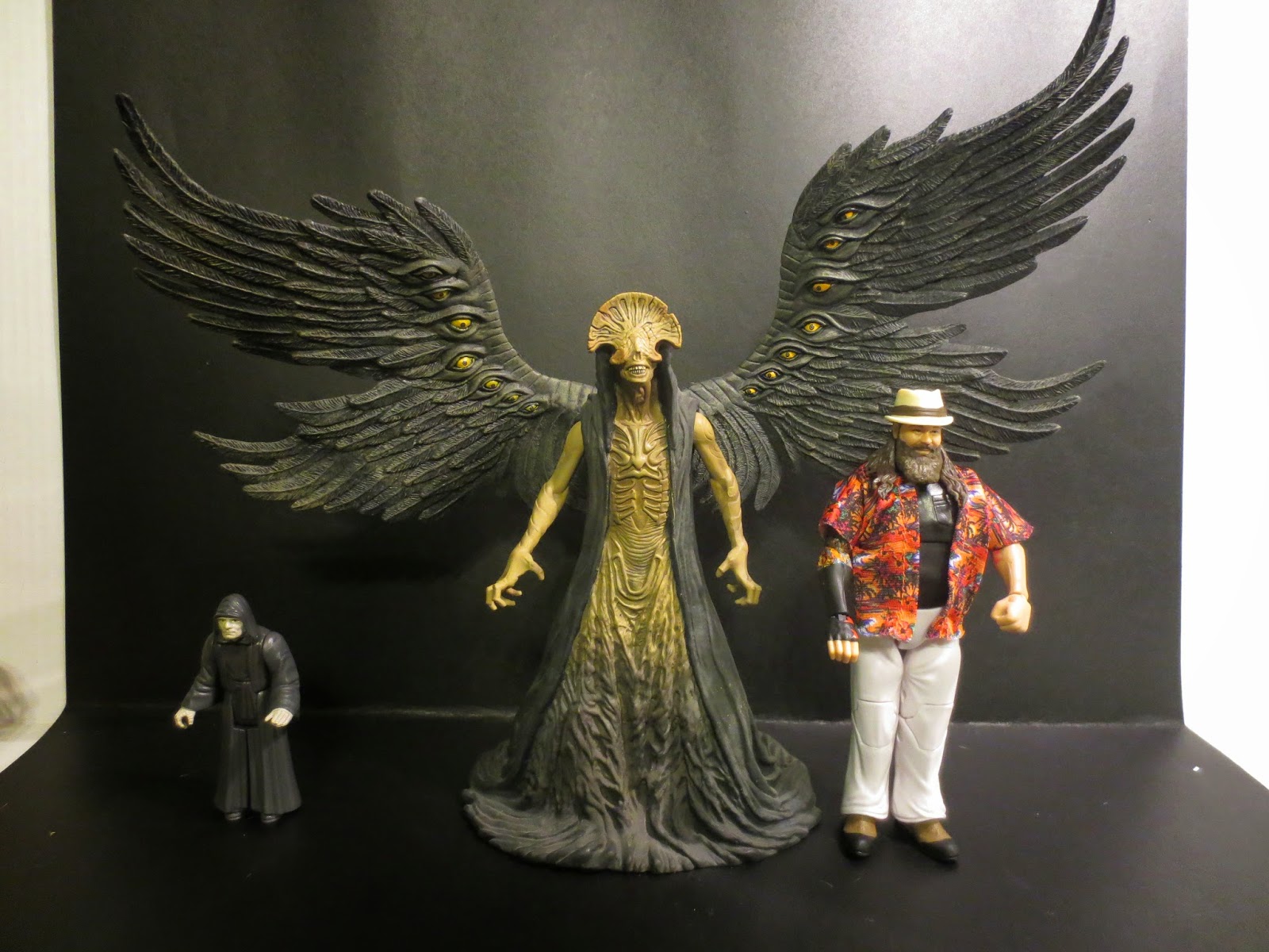 Action Figure Review: The Angel of Death from Hellboy 2: The Golden ...