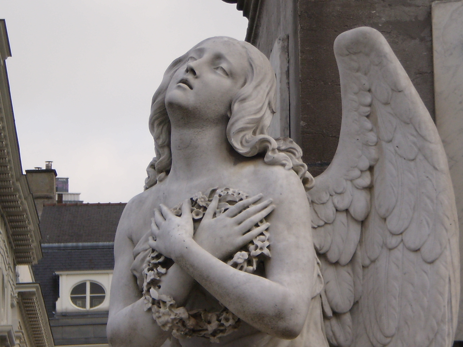 Angel sculpture, Martyrs' Square - Place des Martyrs ...