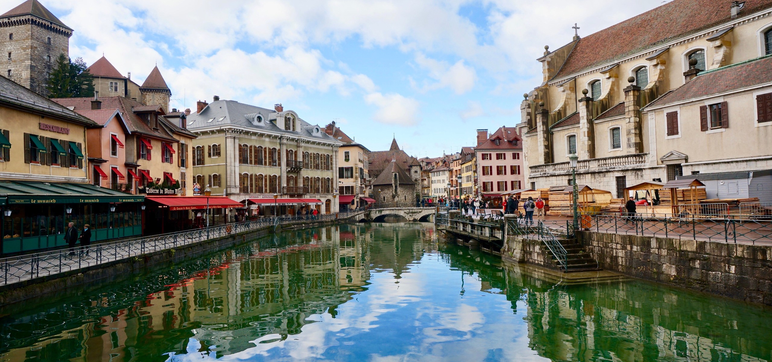 A day in Annecy, France - thewelltravelledman
