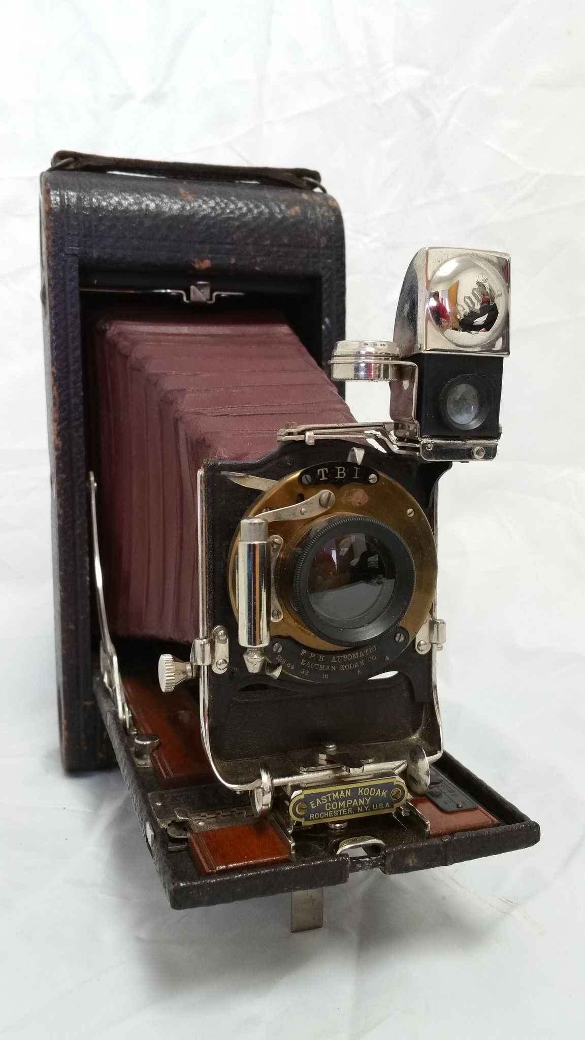 No. 3A Folding Pocket Kodak Camera. Red bellows. Leather is a little ...