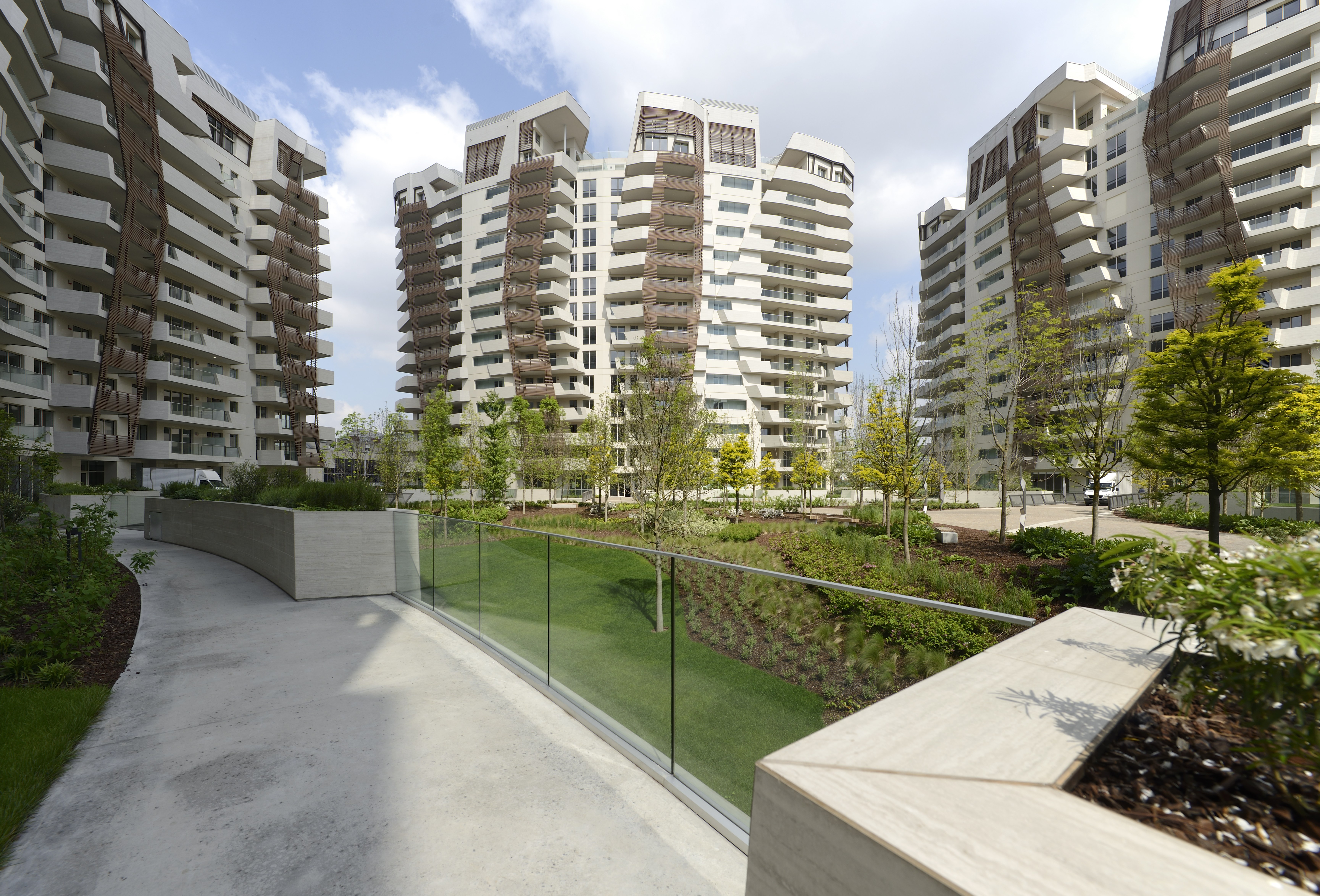 Tour Daniel Libeskind's New Apartment Complex in Milan ...