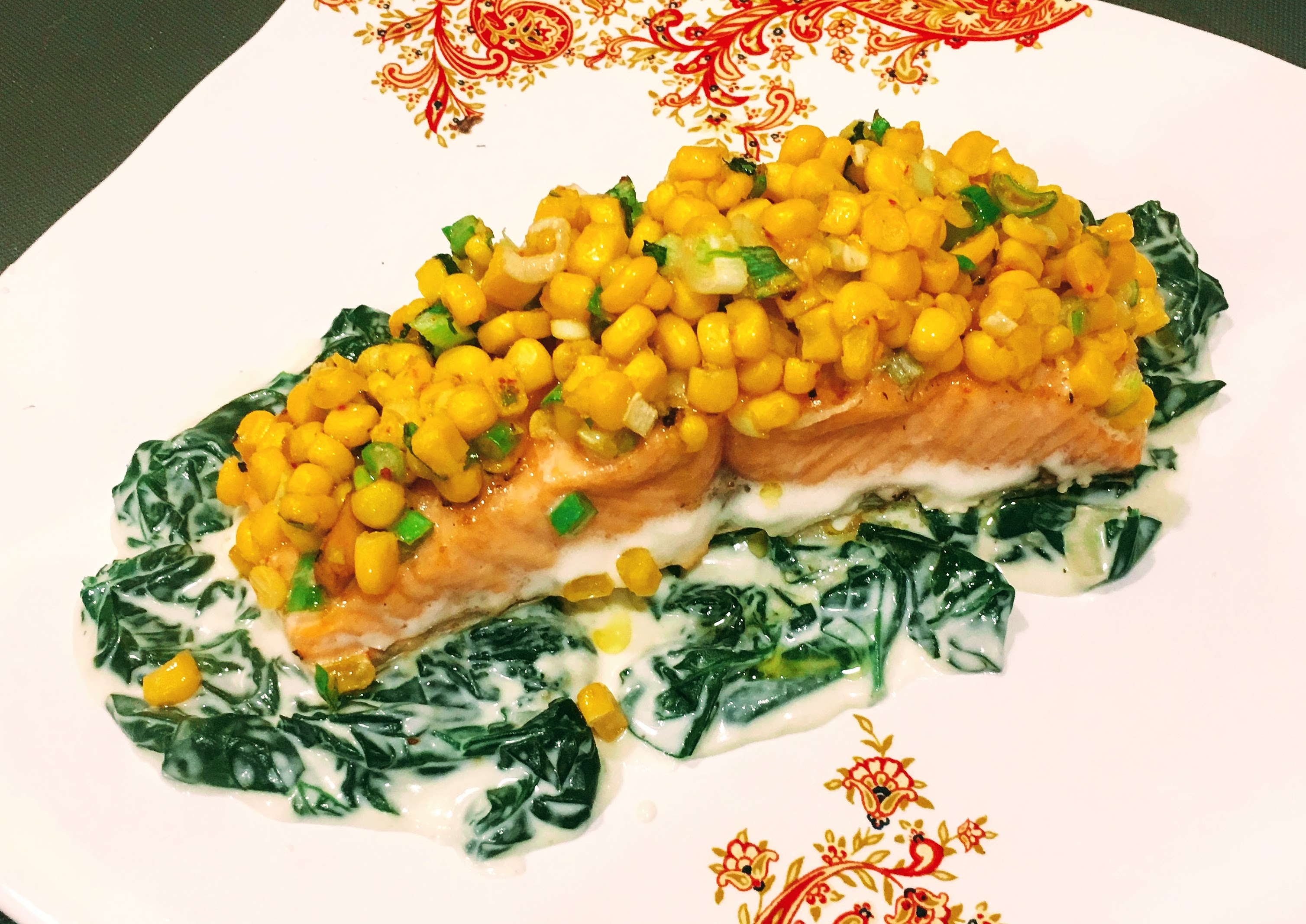 BAKED SALMON WITH CORN AND CREAMY SPINACH - Grab My Recipes