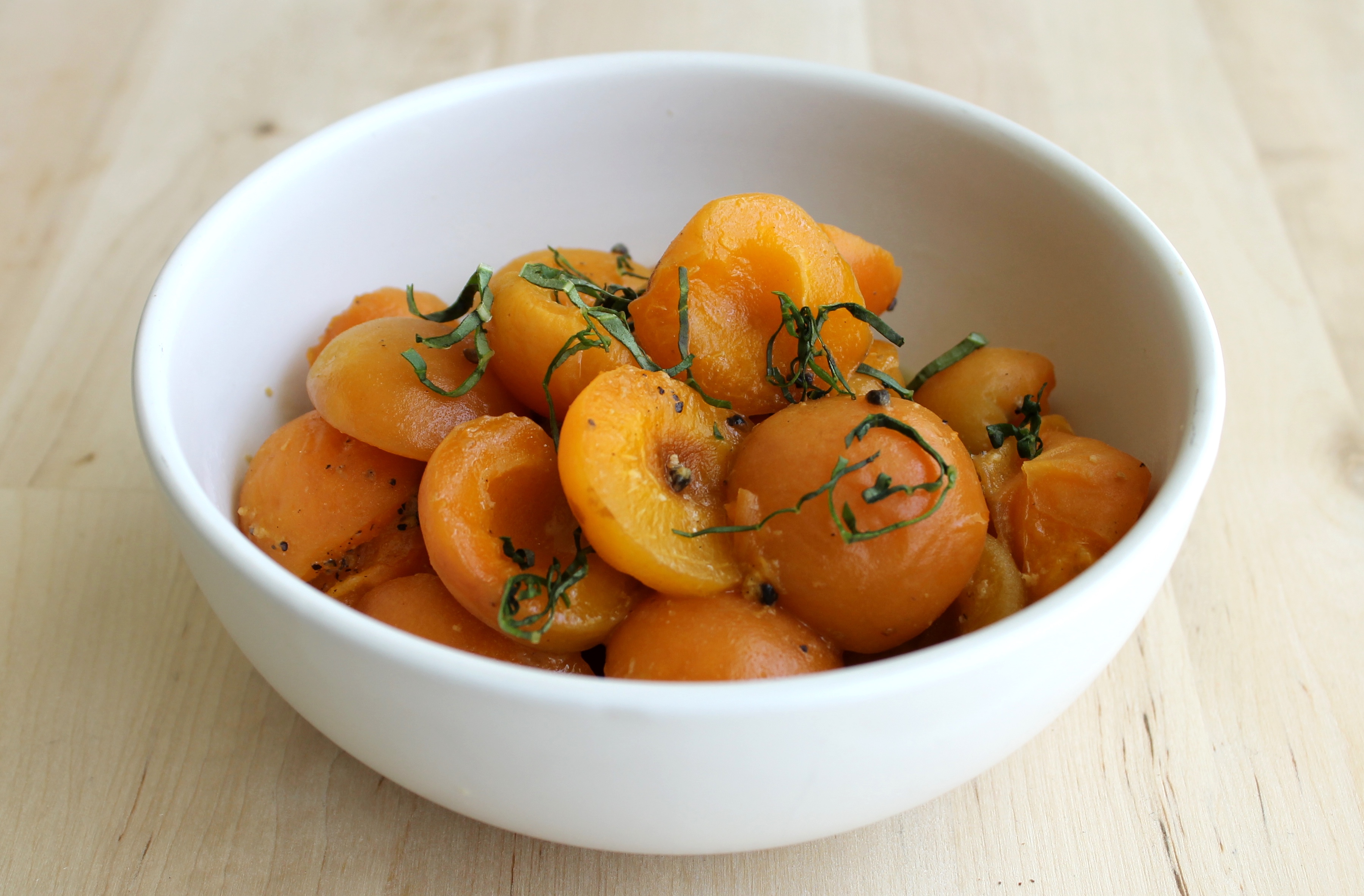 Sous Vide Cardamom Apricots