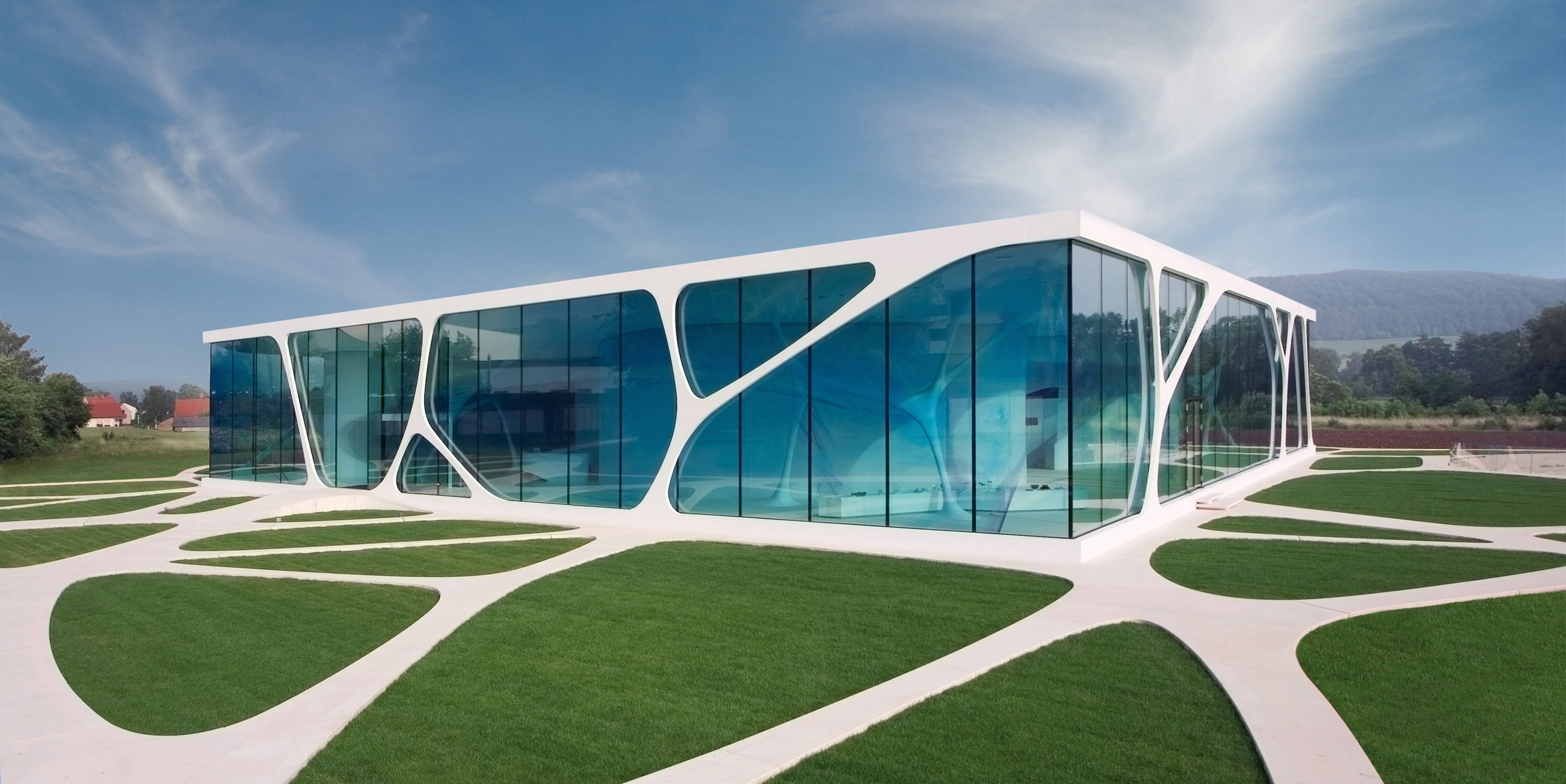 File:Leonardo Glass Cube - Corporate architecture.jpg - Wikimedia ...