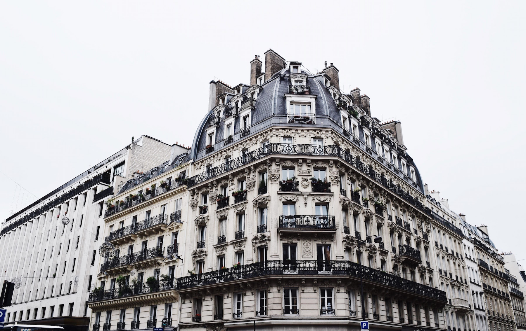 architecture} Black Iron Balconies in Paris