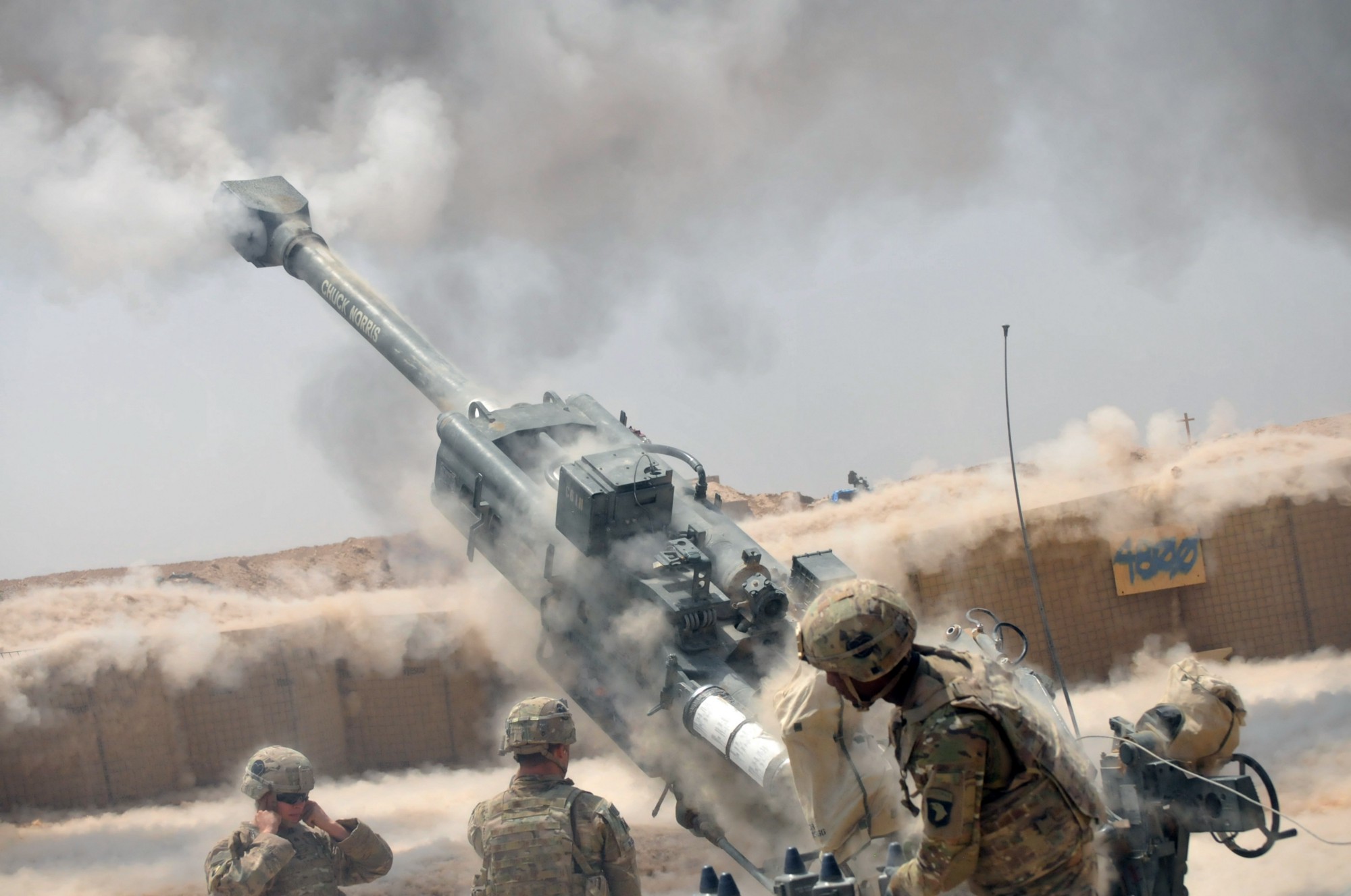 American Artillery is Pounding Islamic State in Iraq and Syria