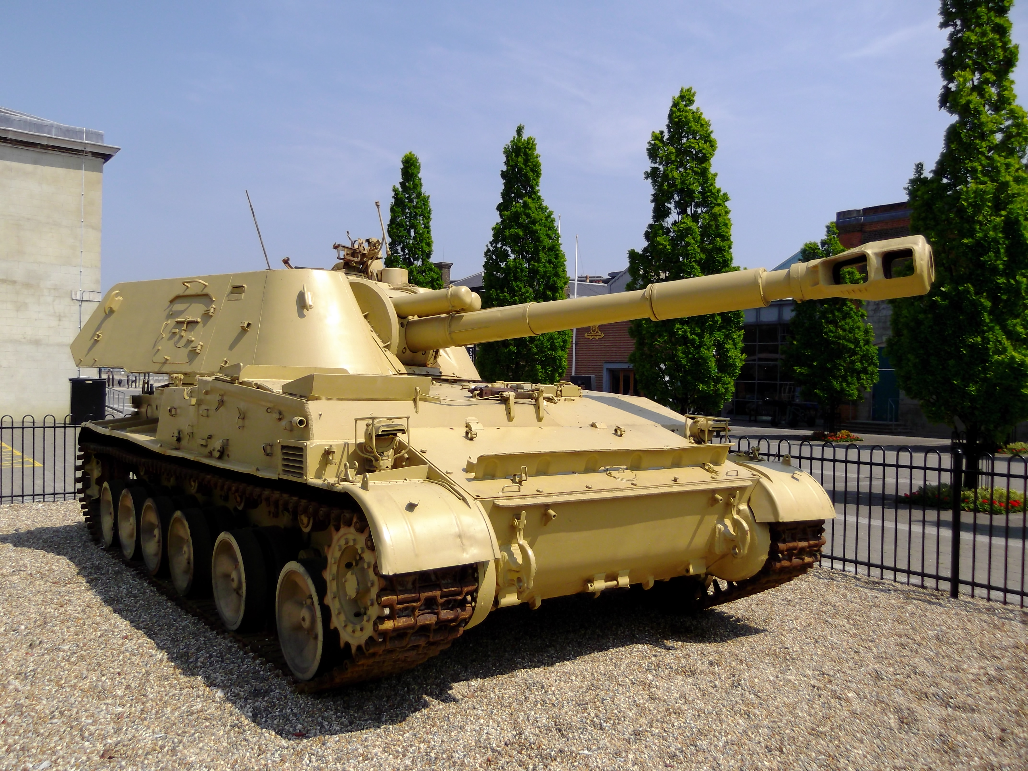 File:Flickr - davehighbury - Royal Artillery Museum Tank Woolwich ...