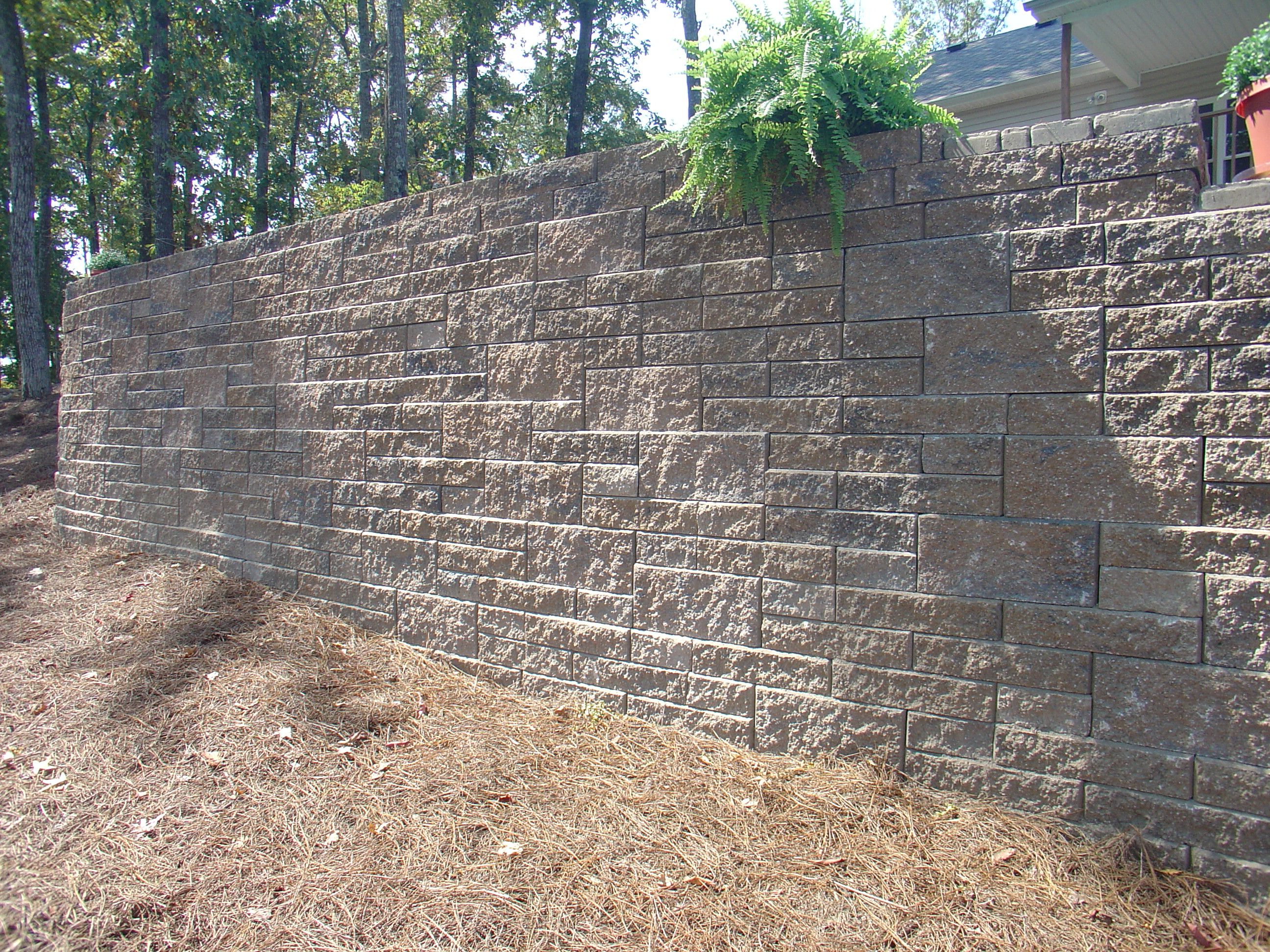 Ashlar Pattern Retaining Wall (Ashlar - Multiple sized blocks to ...