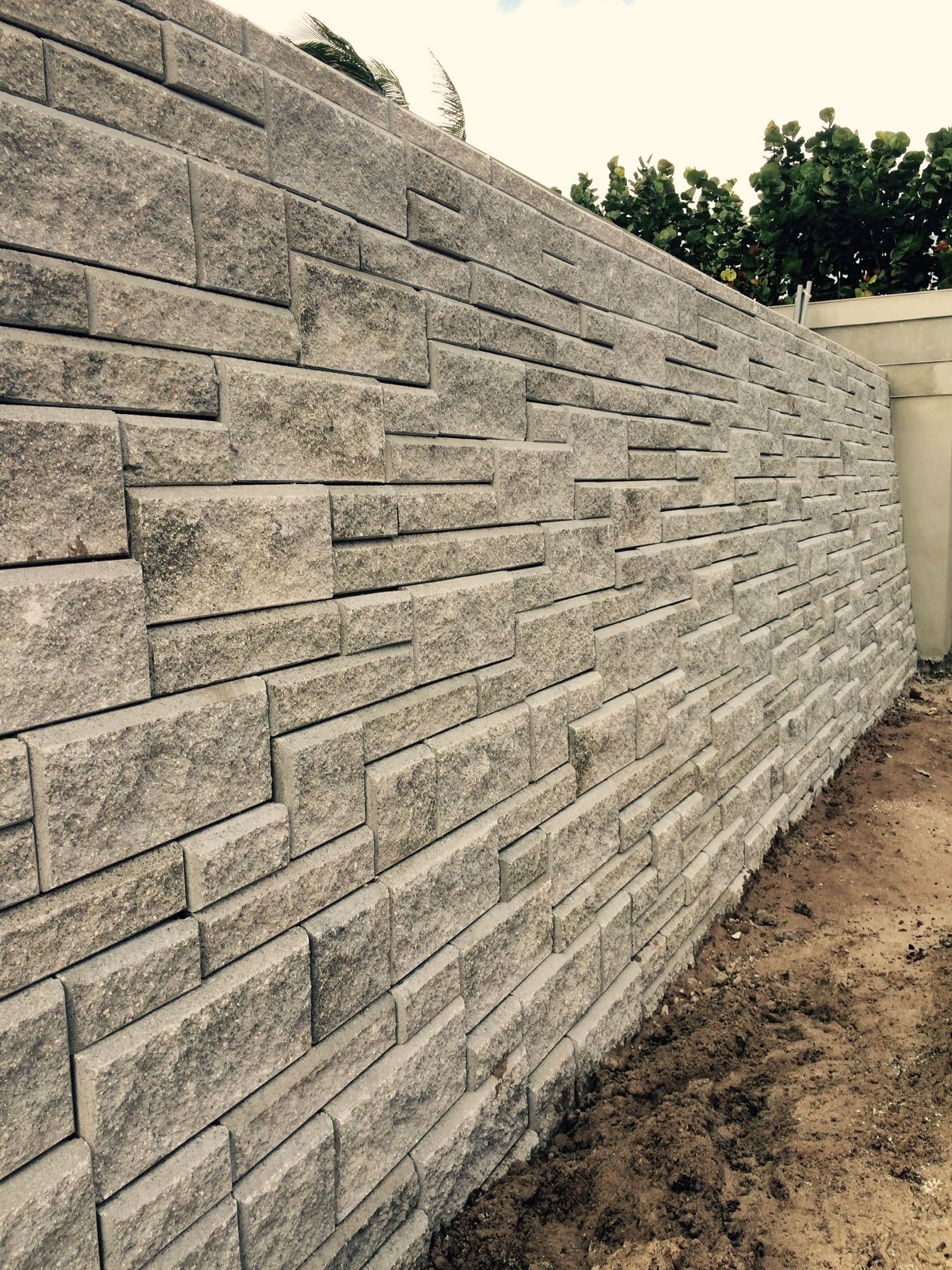 Allan Block - Classic Collection Ashlar Pattern Wall | Completed ...