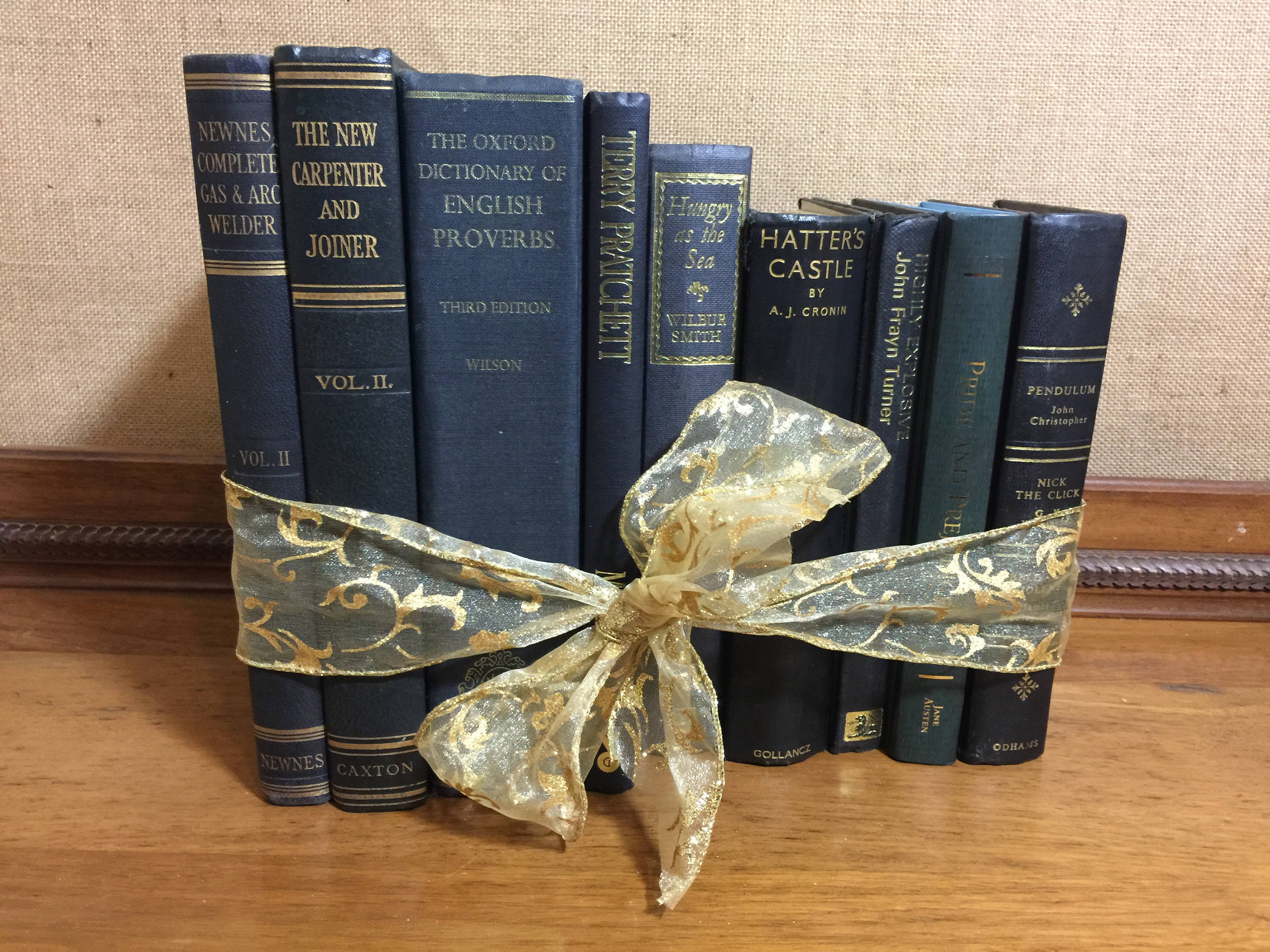 Assorted NAVY & GOLD Vintage Book Collection - Old Books Decoration ...