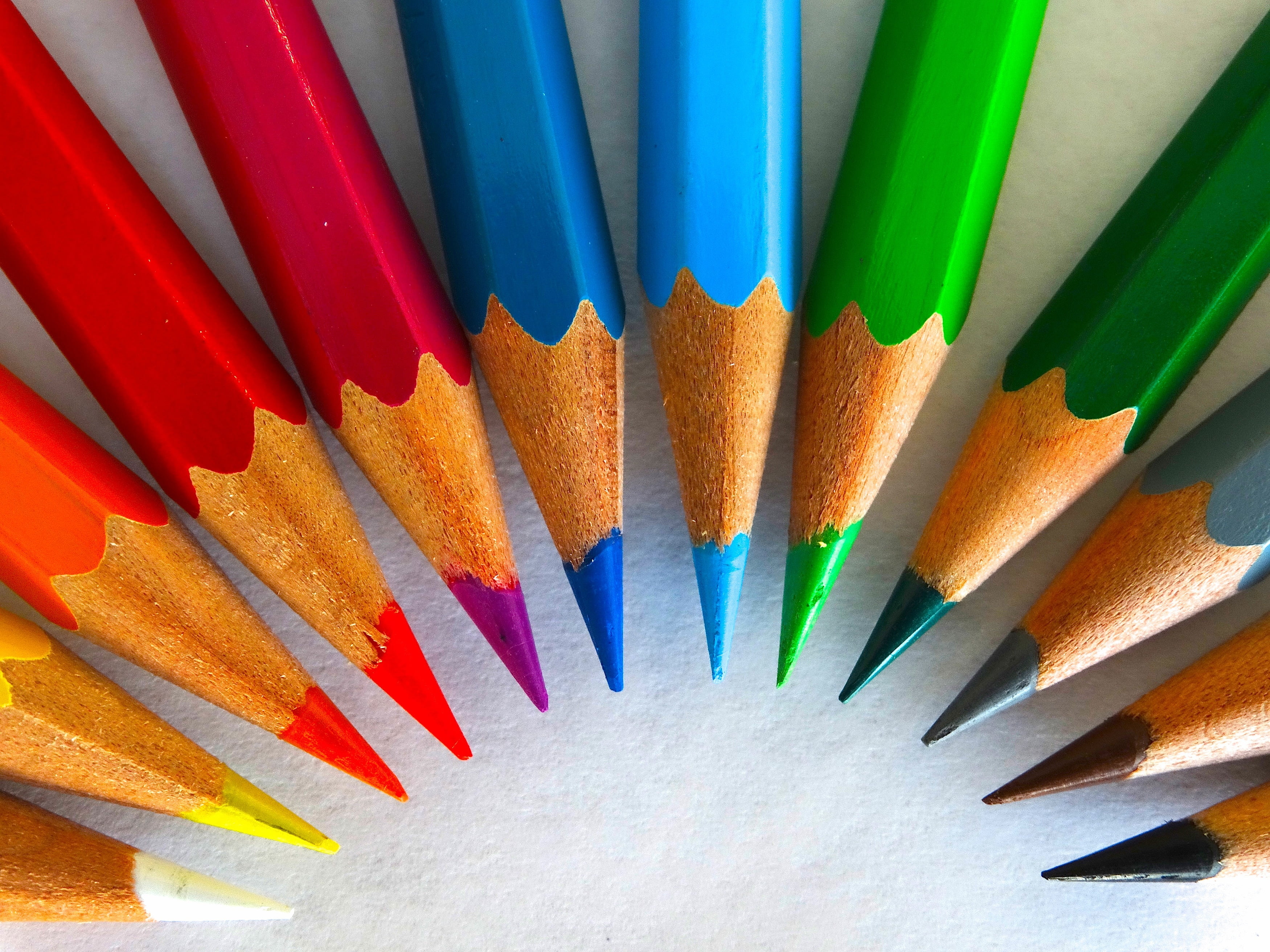 Assorted-colored pencils HD wallpaper | Wallpaper Flare