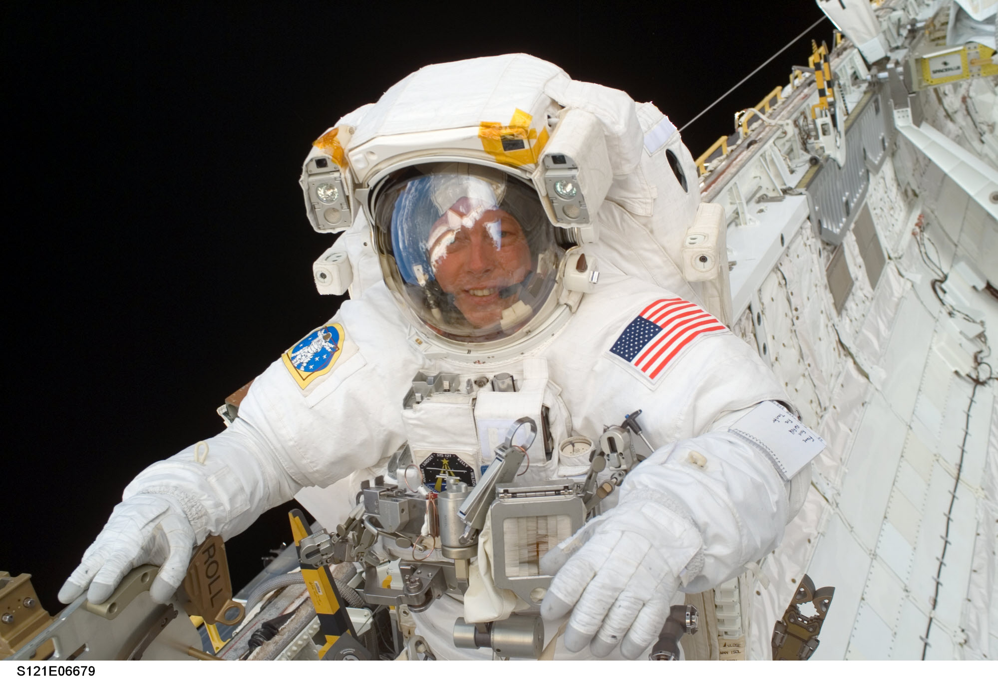 Nasa Astronaut In Space Suit - Free Stock Images