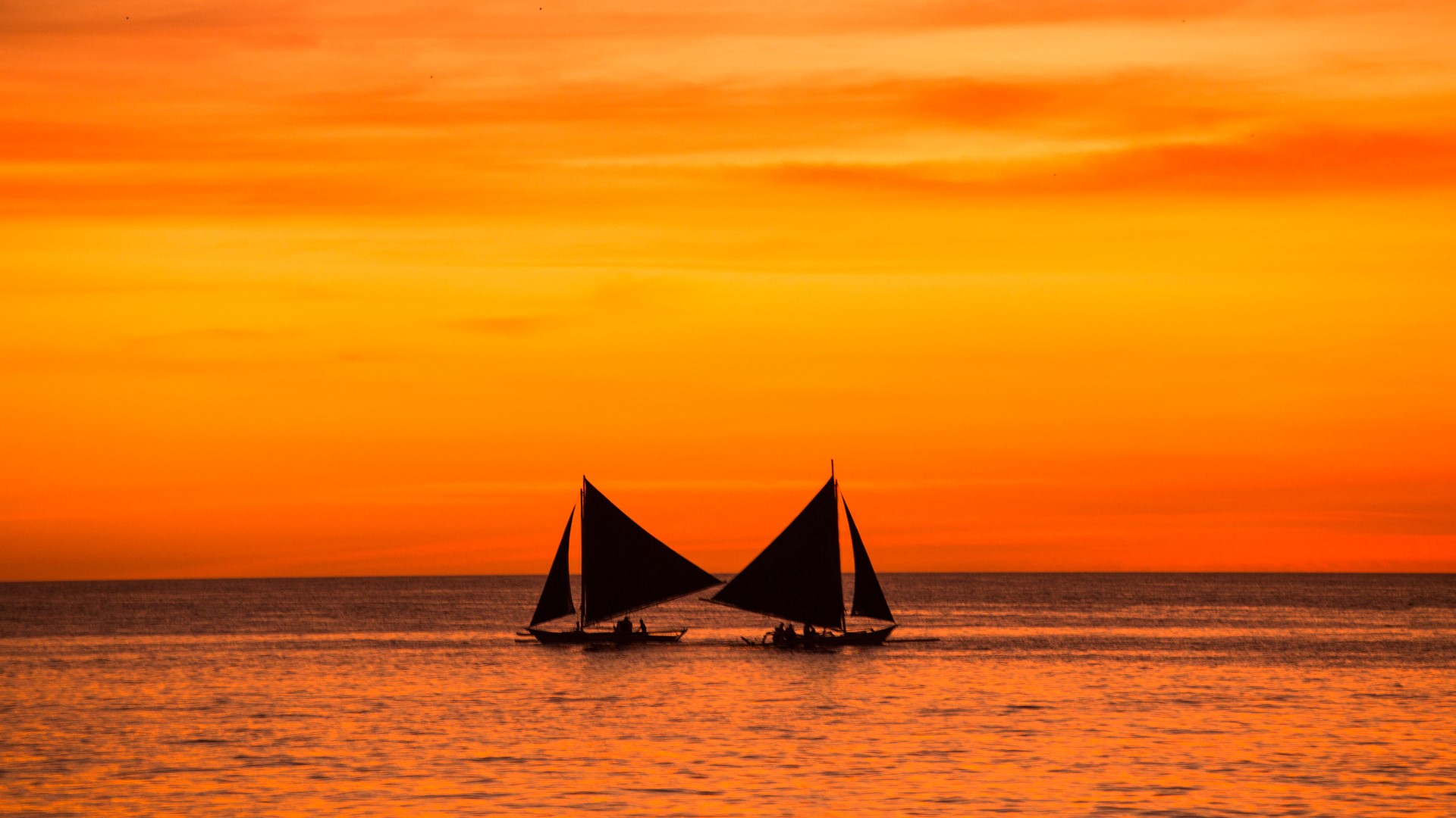 Sailing boats at sunset, Boracay, Philippines | Windows 10 SpotLight ...